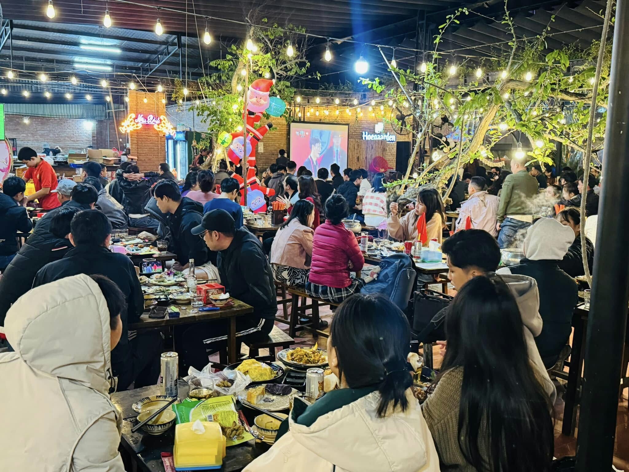 Năm Rảnh Quán 11