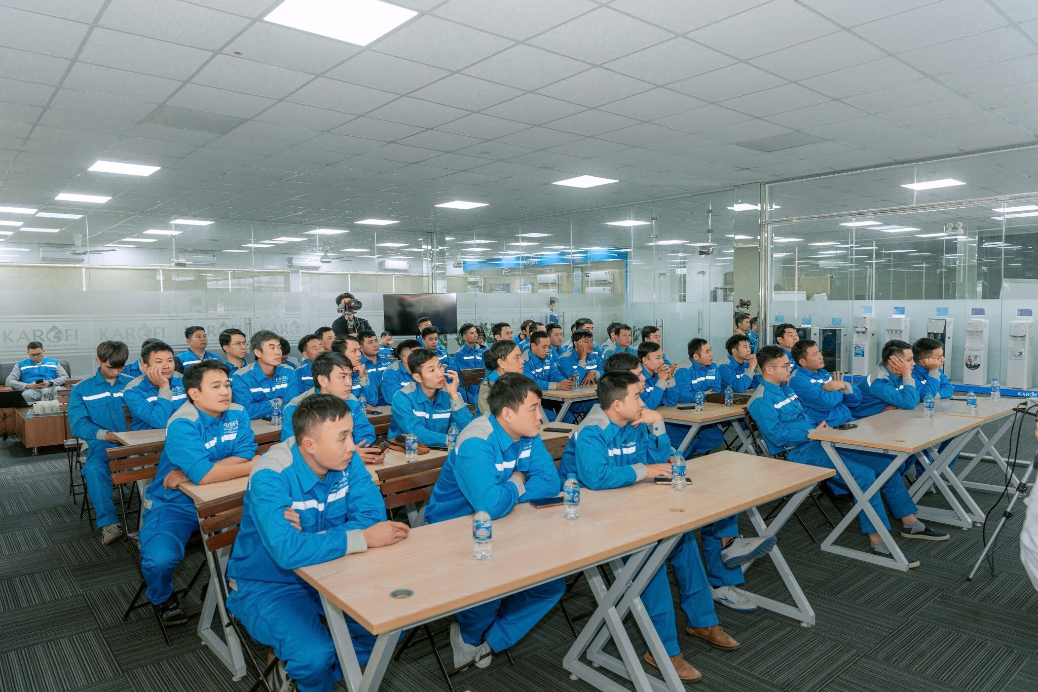 CÔNG NGHỆ DỊCH VỤ 3T 8