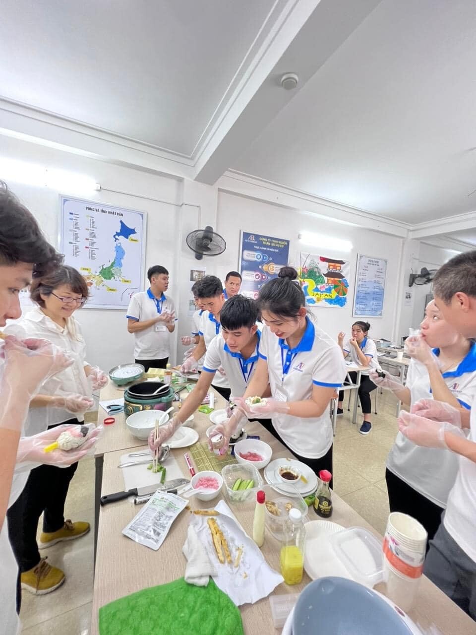 NGUỒN NHÂN LỰC ÂU CƠ 6