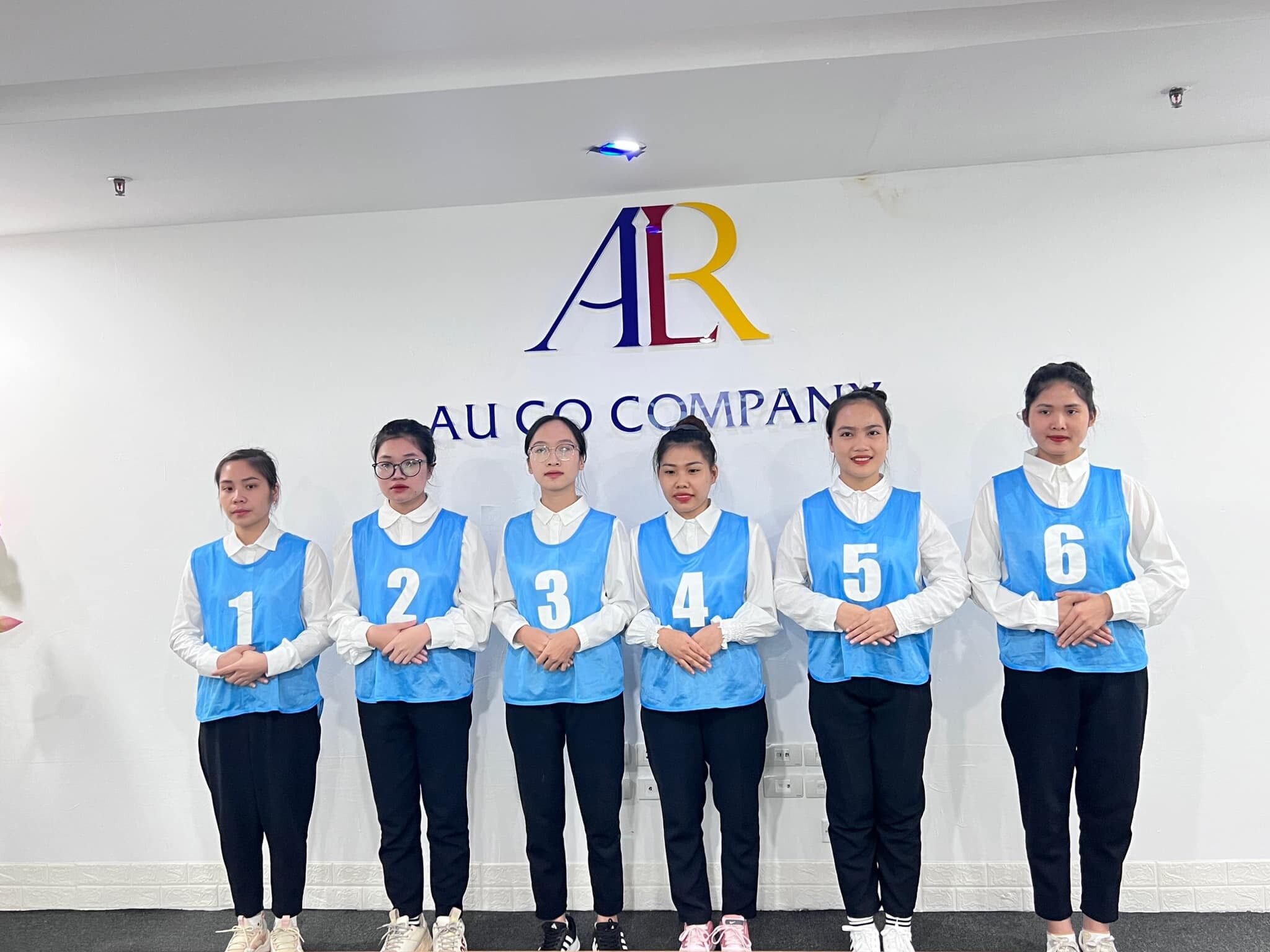 NGUỒN NHÂN LỰC ÂU CƠ 8