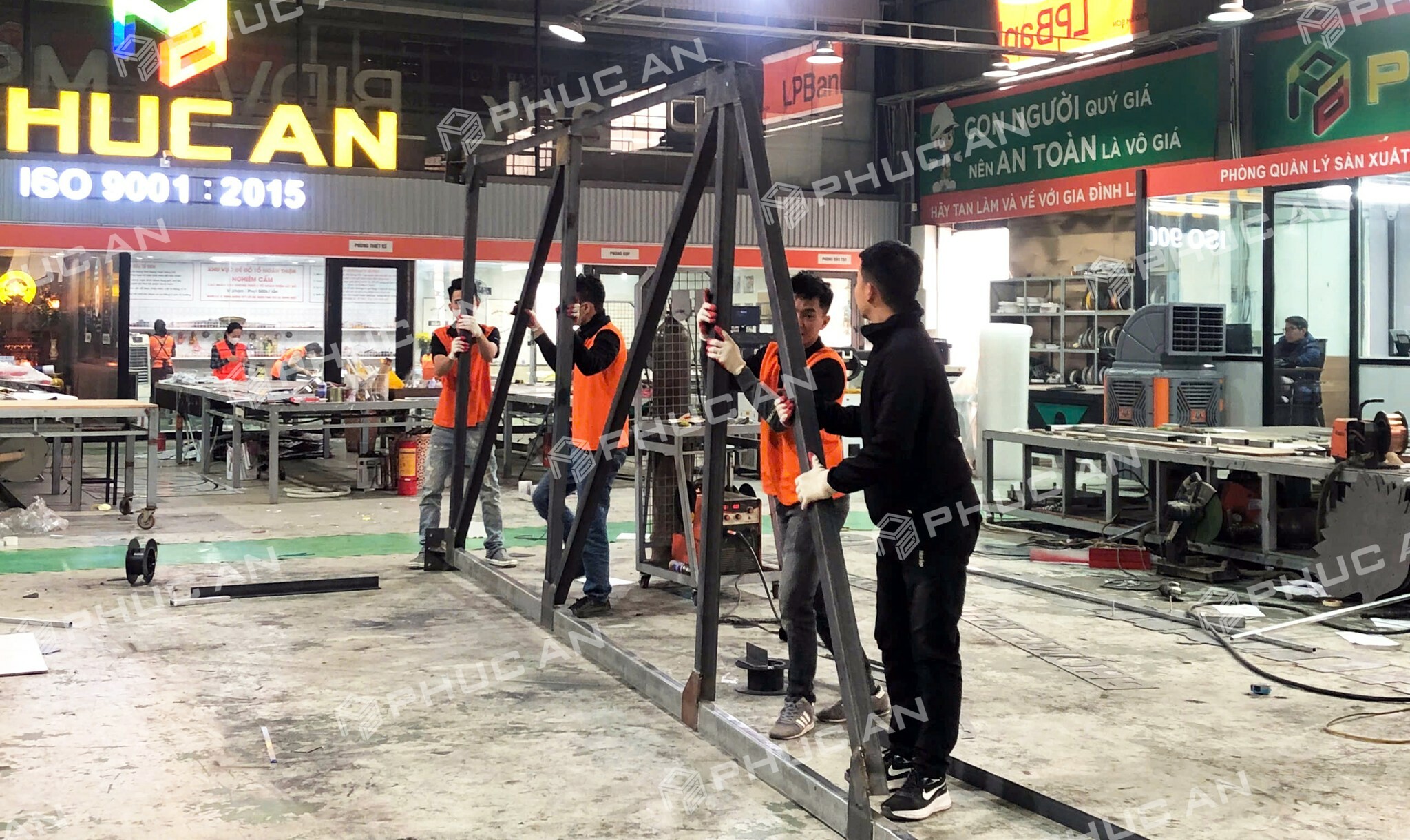 Quảng Cáo Và Nội Thất Phúc An 5