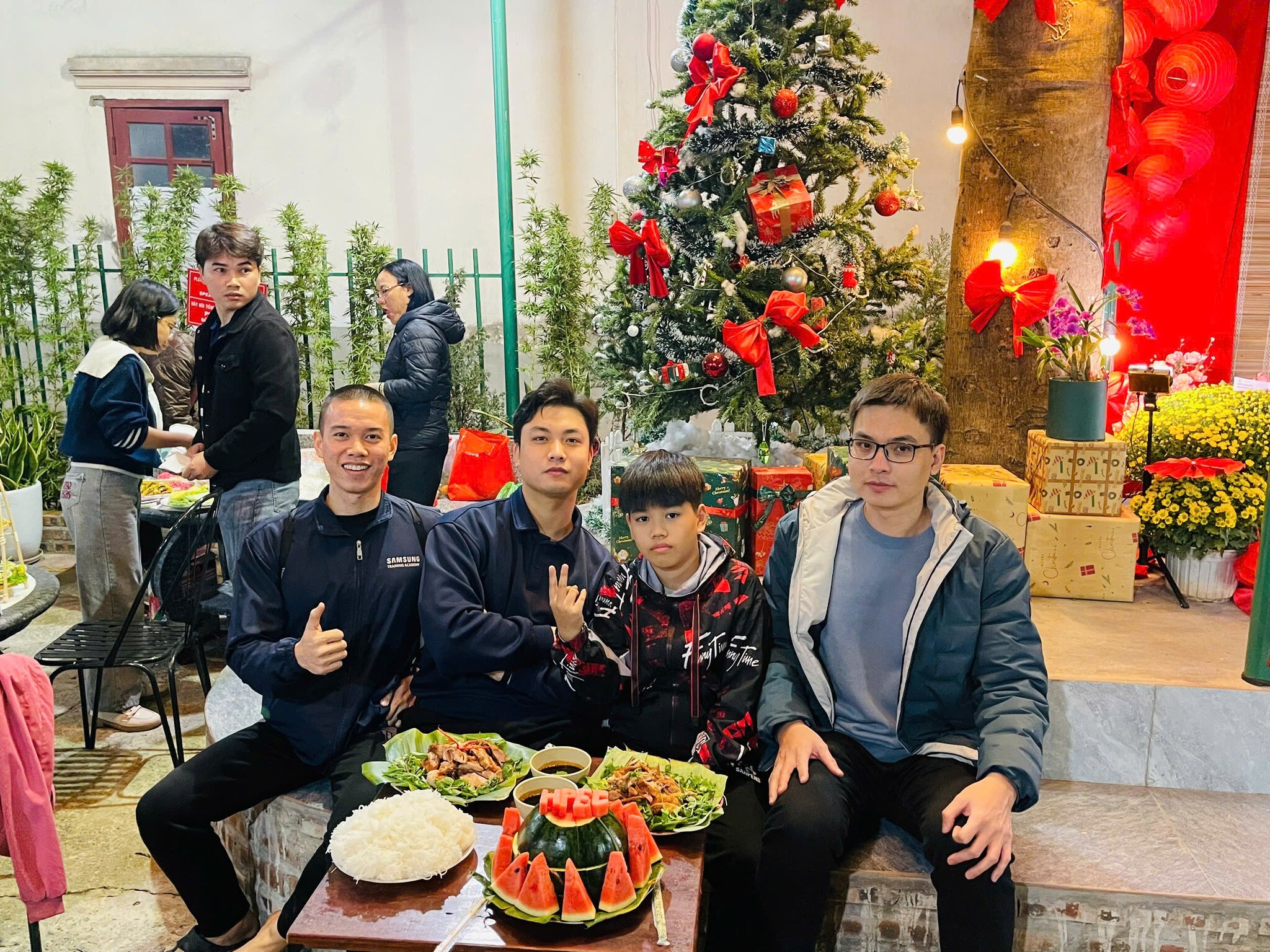 Thương mại và dịch vụ HLV Hải Phòng - HP English Homestay 10