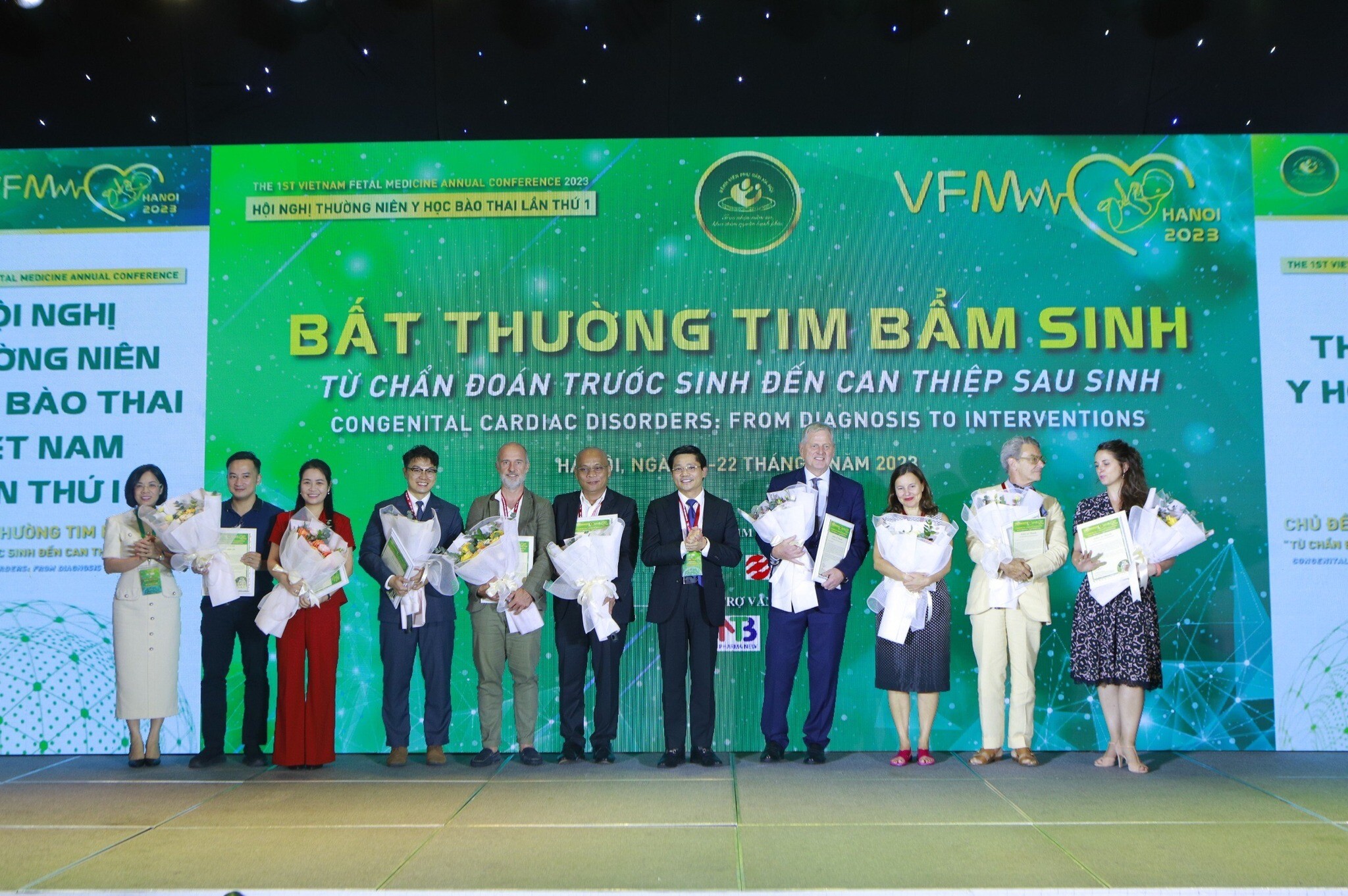 ĐẦU TƯ THIẾT BỊ Y TẾ AN VIỆT 1