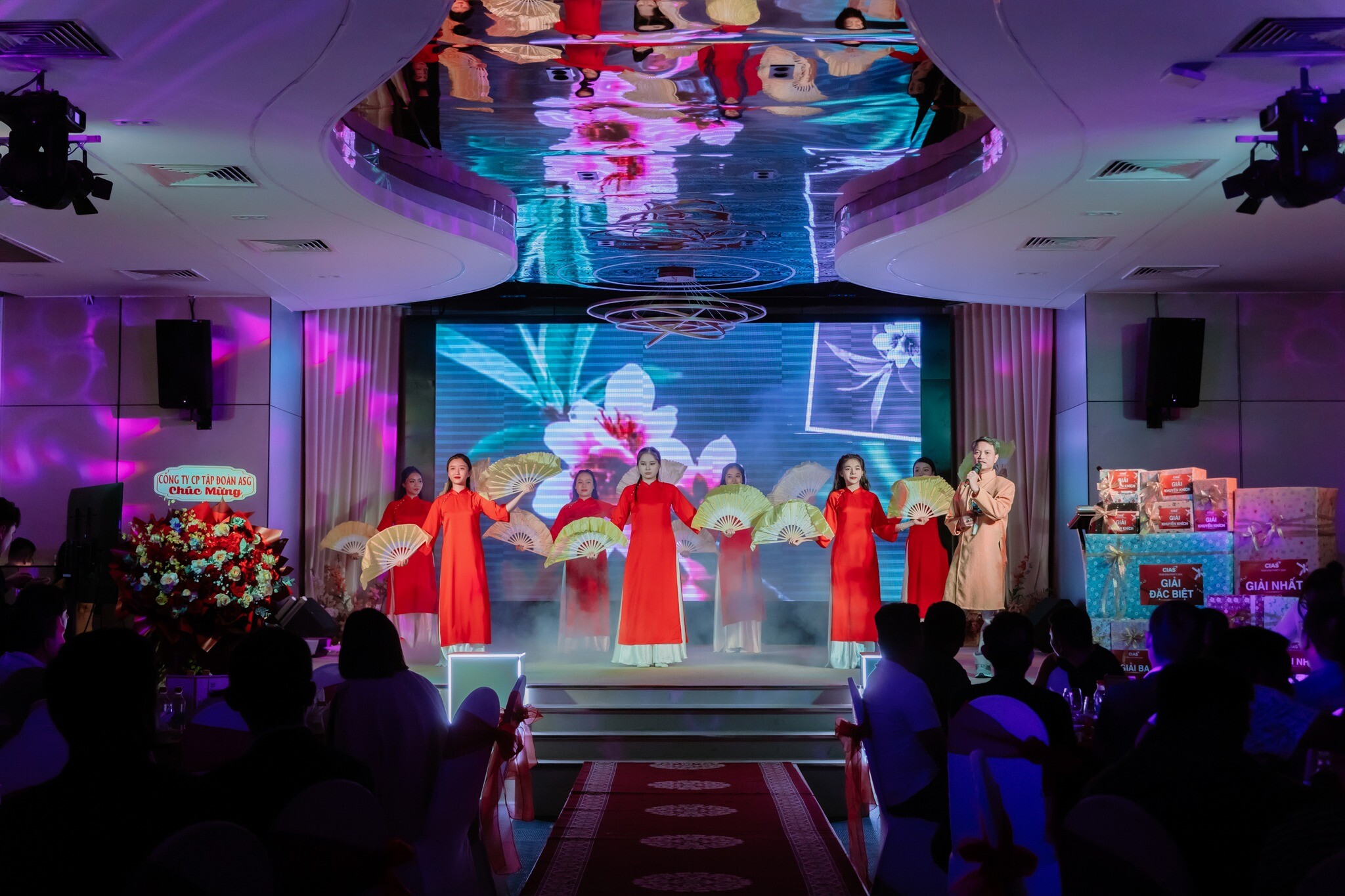 Dịch Vụ Sân Bay Quốc Tế Cam Ranh 6