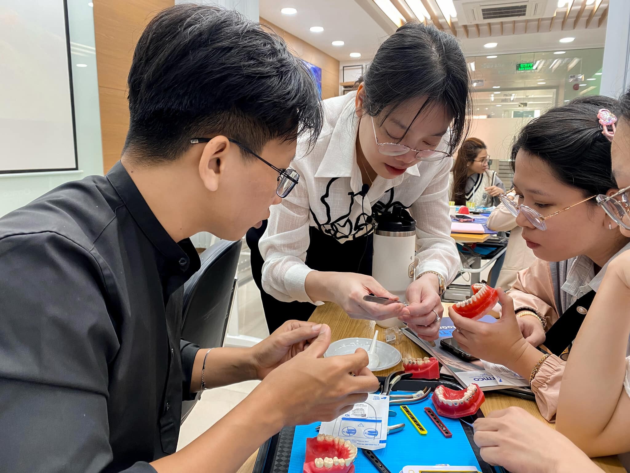 Nha Khoa Sài Gòn – Lê Nguyên Lâm 16