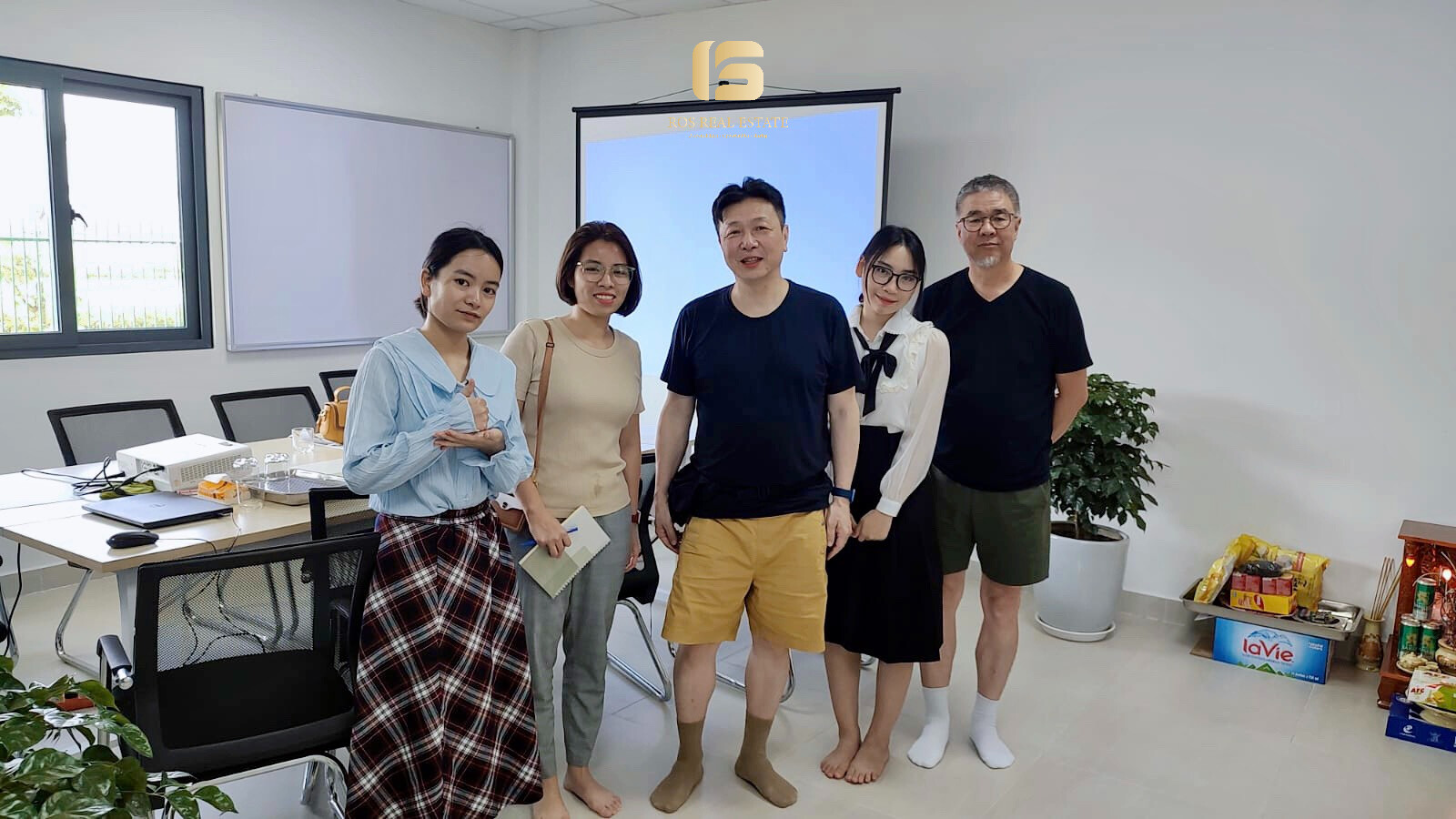 THƯƠNG MẠI VÀ ĐẦU TƯ QUỐC TẾ ROS 7