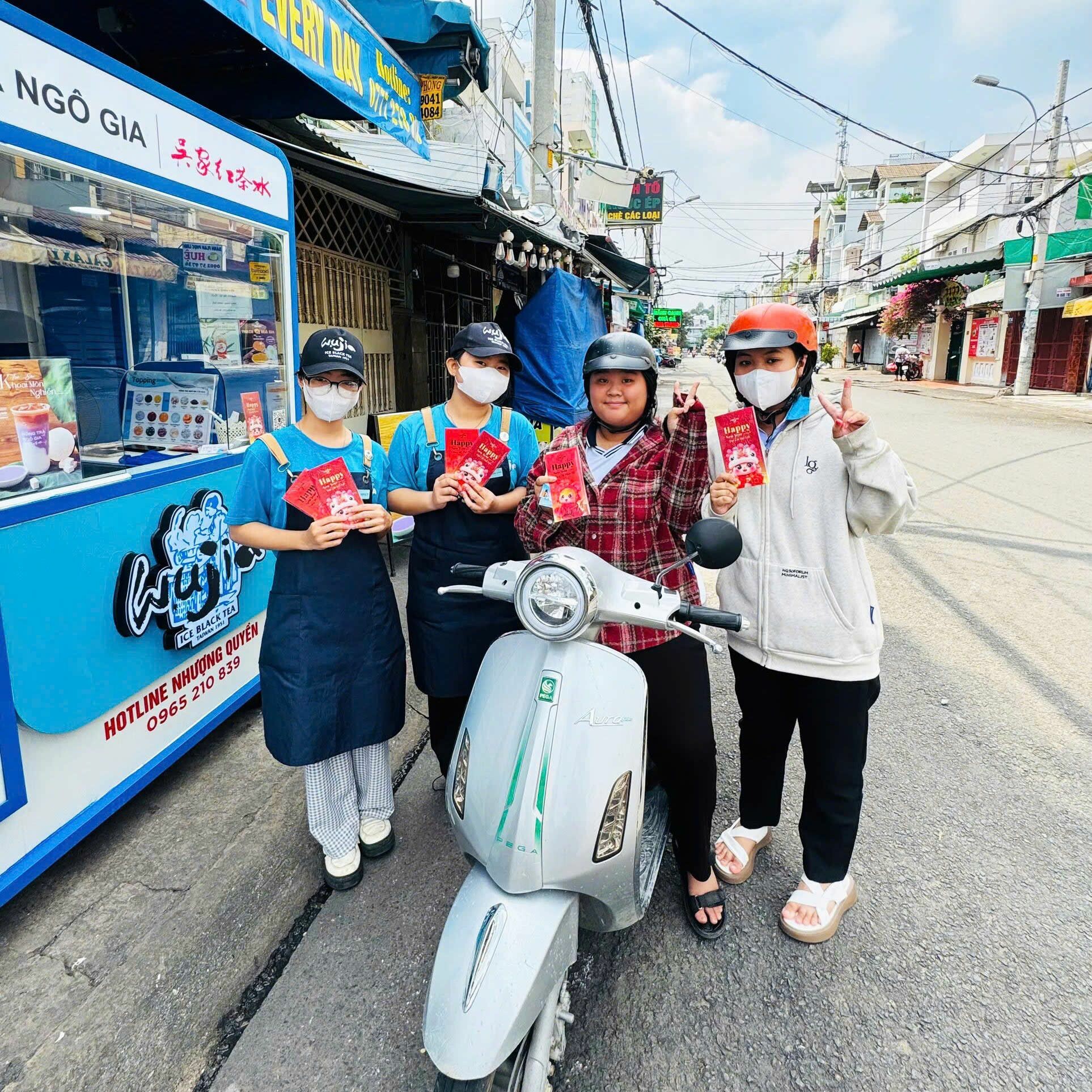 Hồng Trà Ngô Gia 8