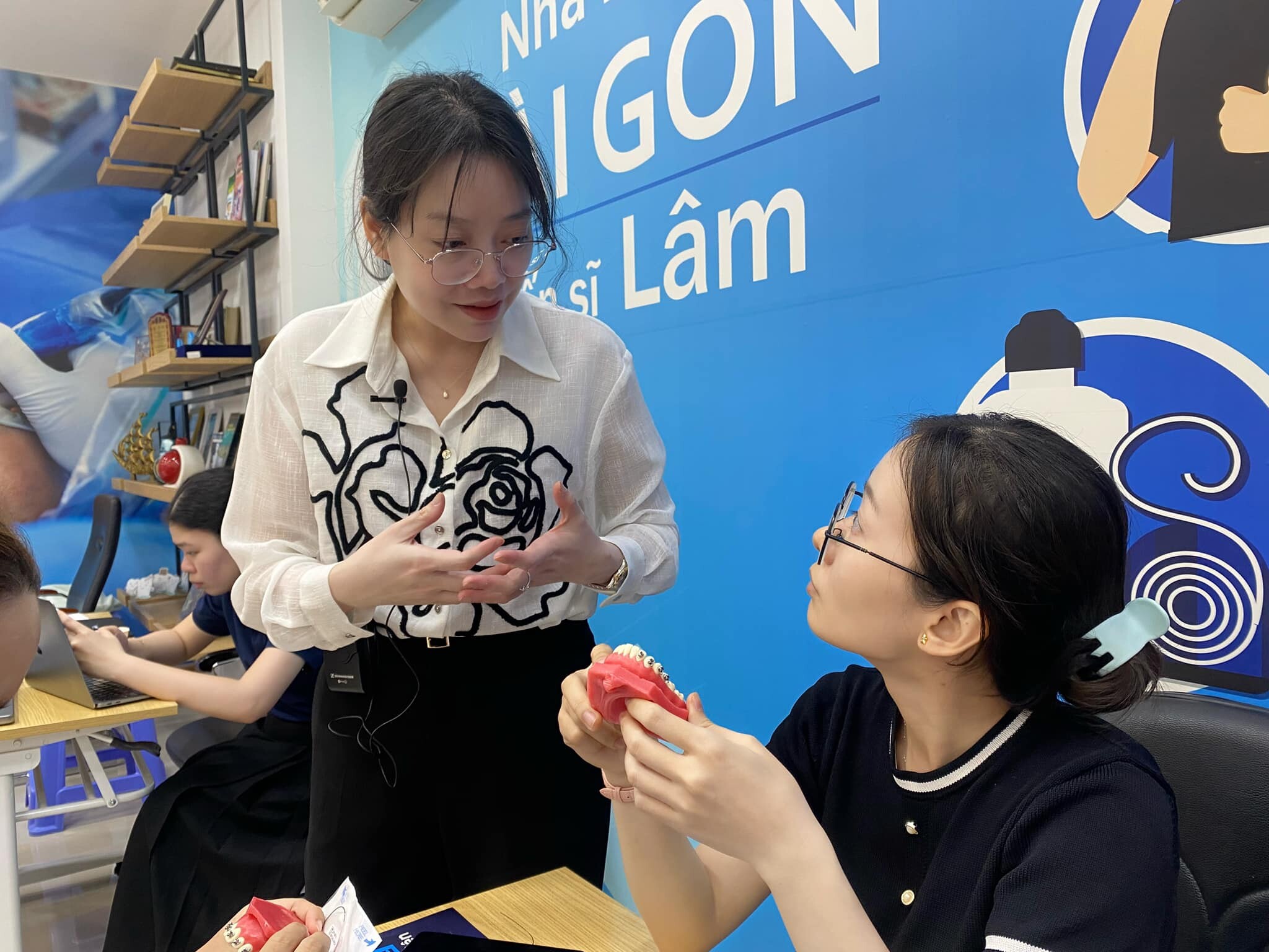 Nha Khoa Sài Gòn – Lê Nguyên Lâm 11