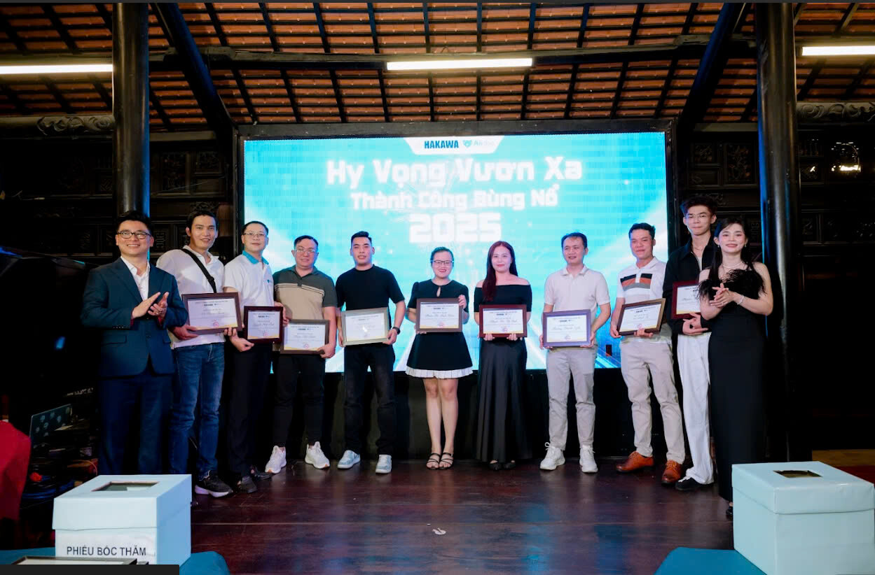 Thuơng Mại Cao Đại Tín 8