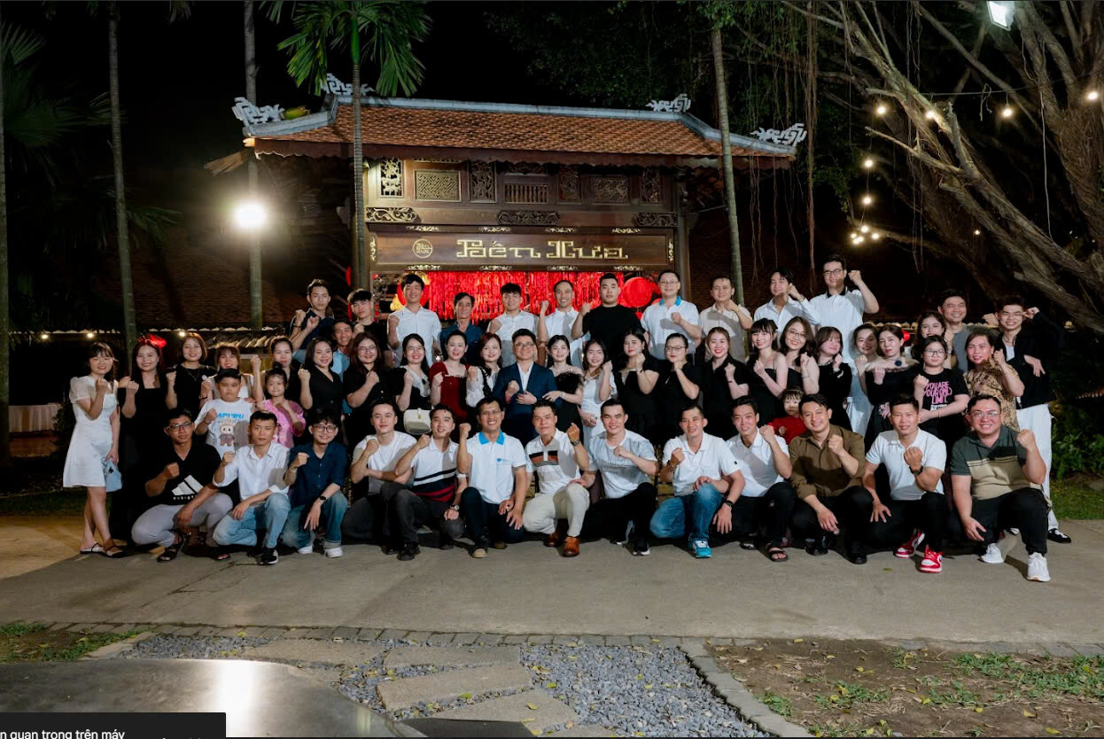 Thuơng Mại Cao Đại Tín 11