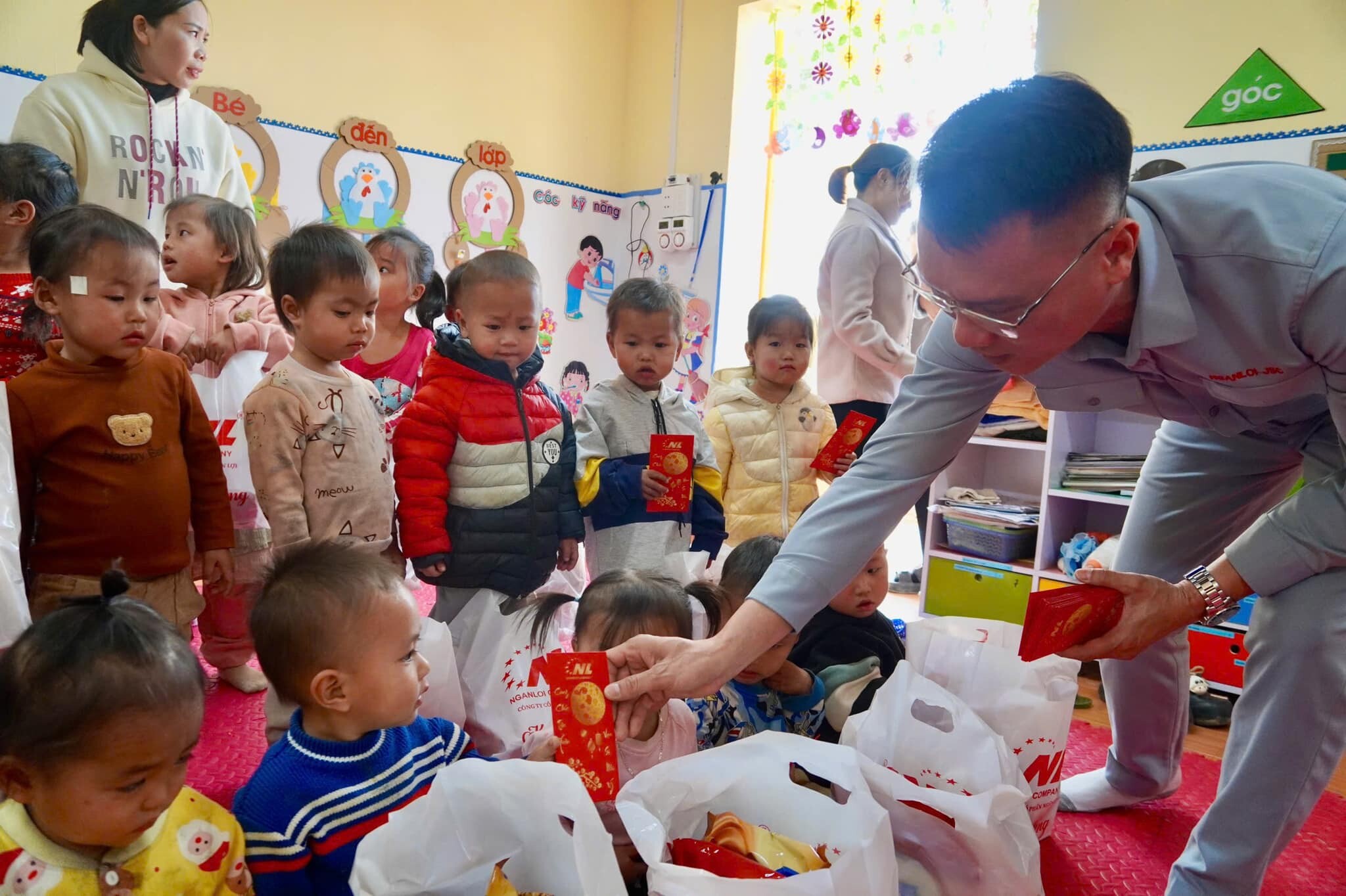 Công ty cổ phần Ngân Lợi 10