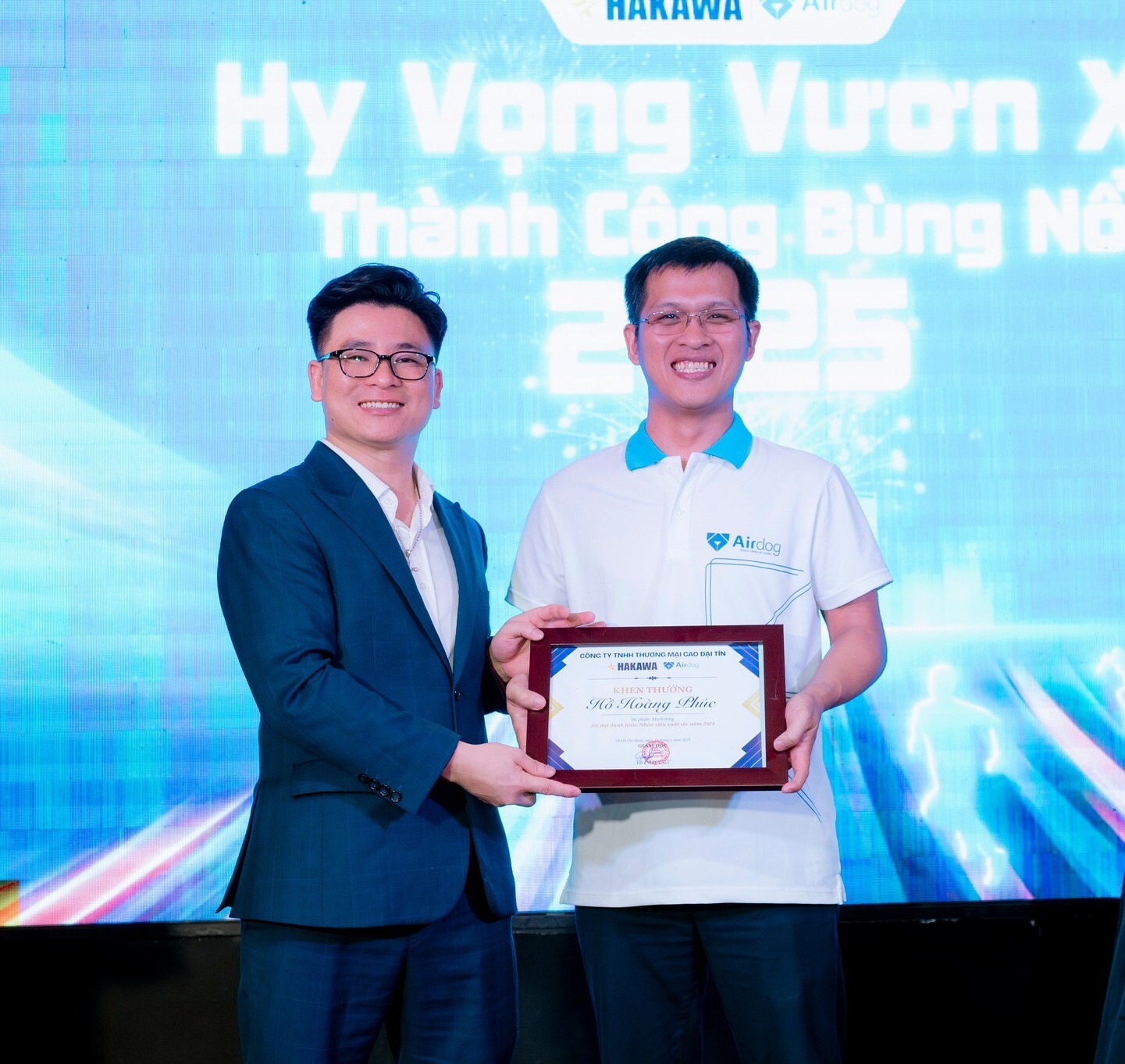 Thuơng Mại Cao Đại Tín 13