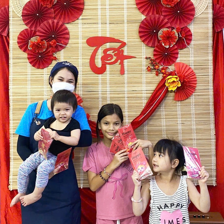 Hồng Trà Ngô Gia 12