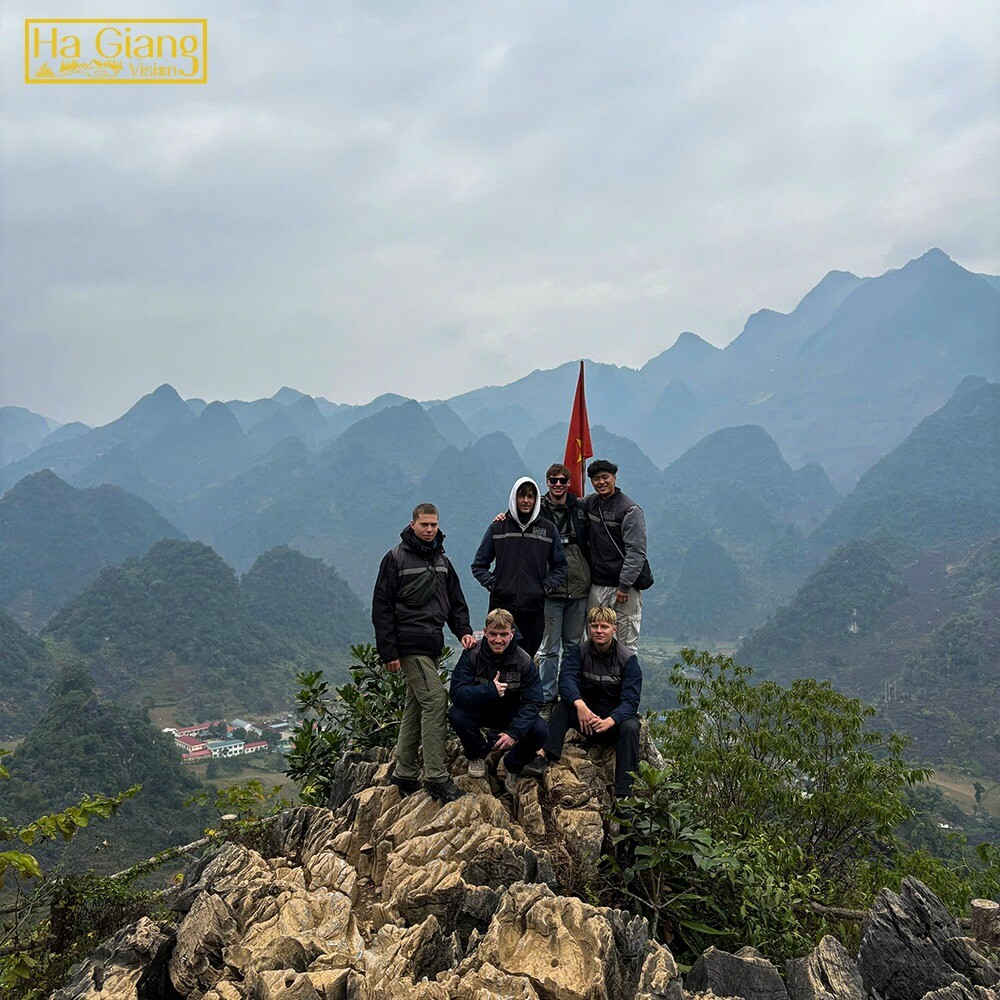 DỊCH VỤ & DU LỊCH TẦM NHÌN HÀ GIANG 4