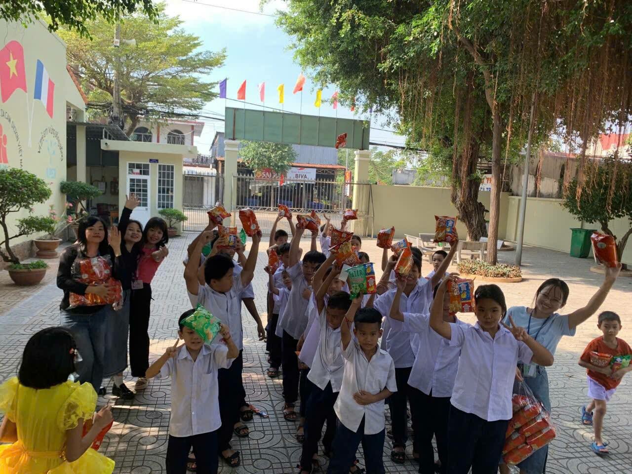 QUỐC TẾ ALL WELLS VN 14