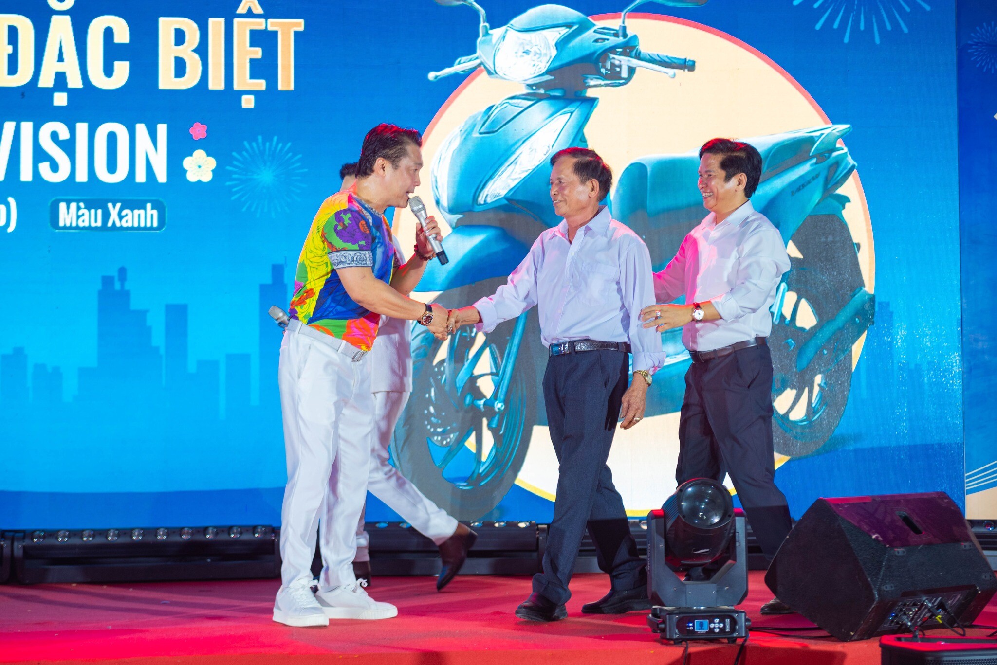 TẬP ĐOÀN QUỐC TẾ Á CHÂU 9