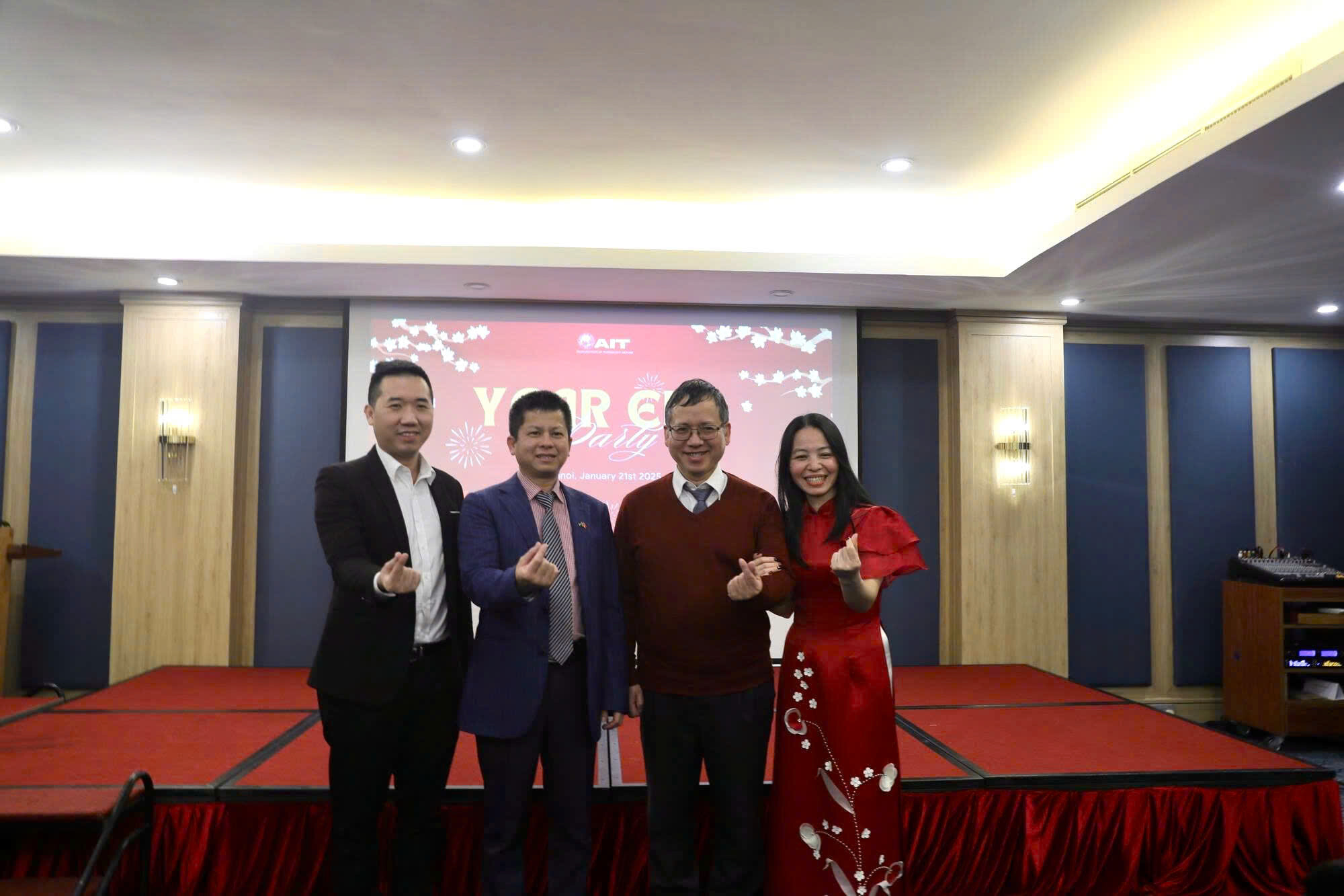 Viện Công nghệ châu Á Việt Nam - AIT Việt Nam 2