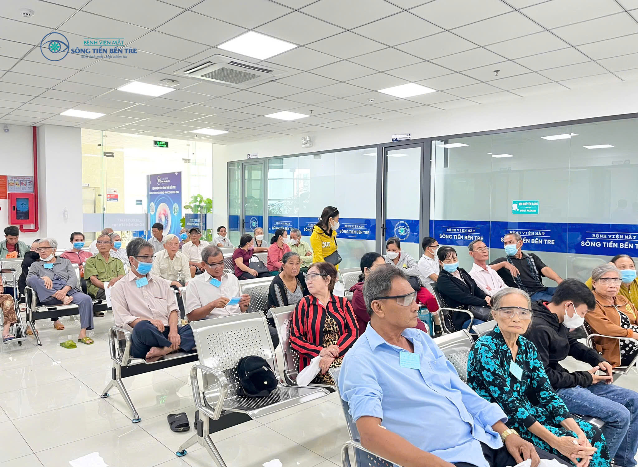 TẬP ĐOÀN Y KHOA VISI 13