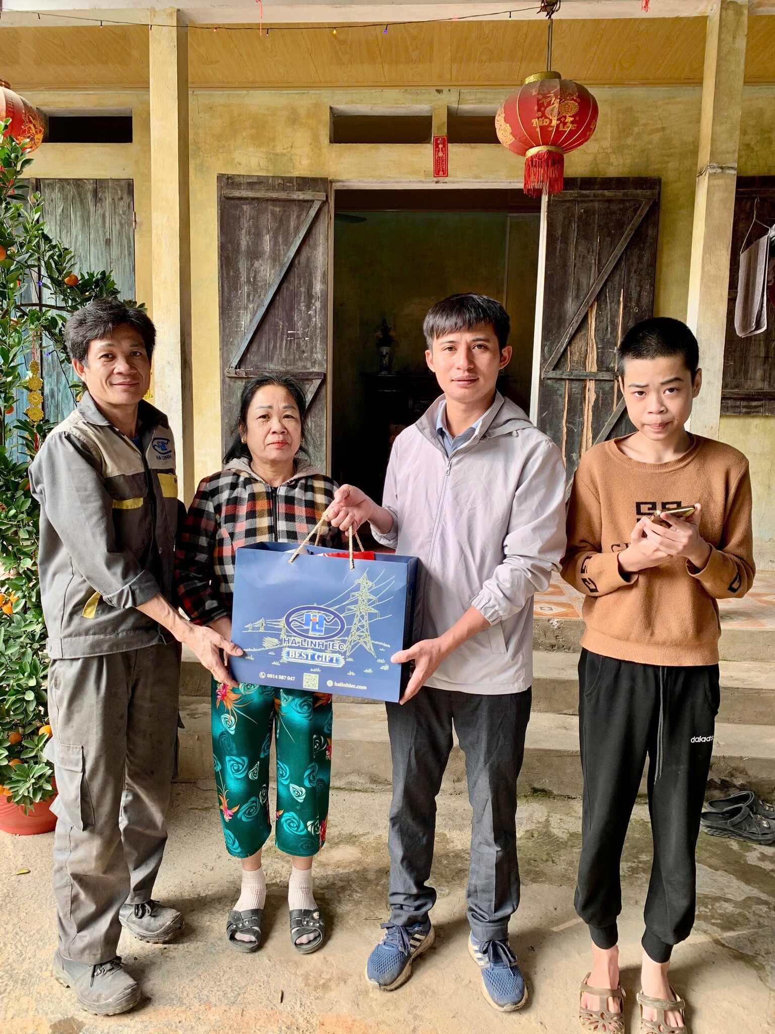 Điện Và Công Nghiệp Hà Linh 2