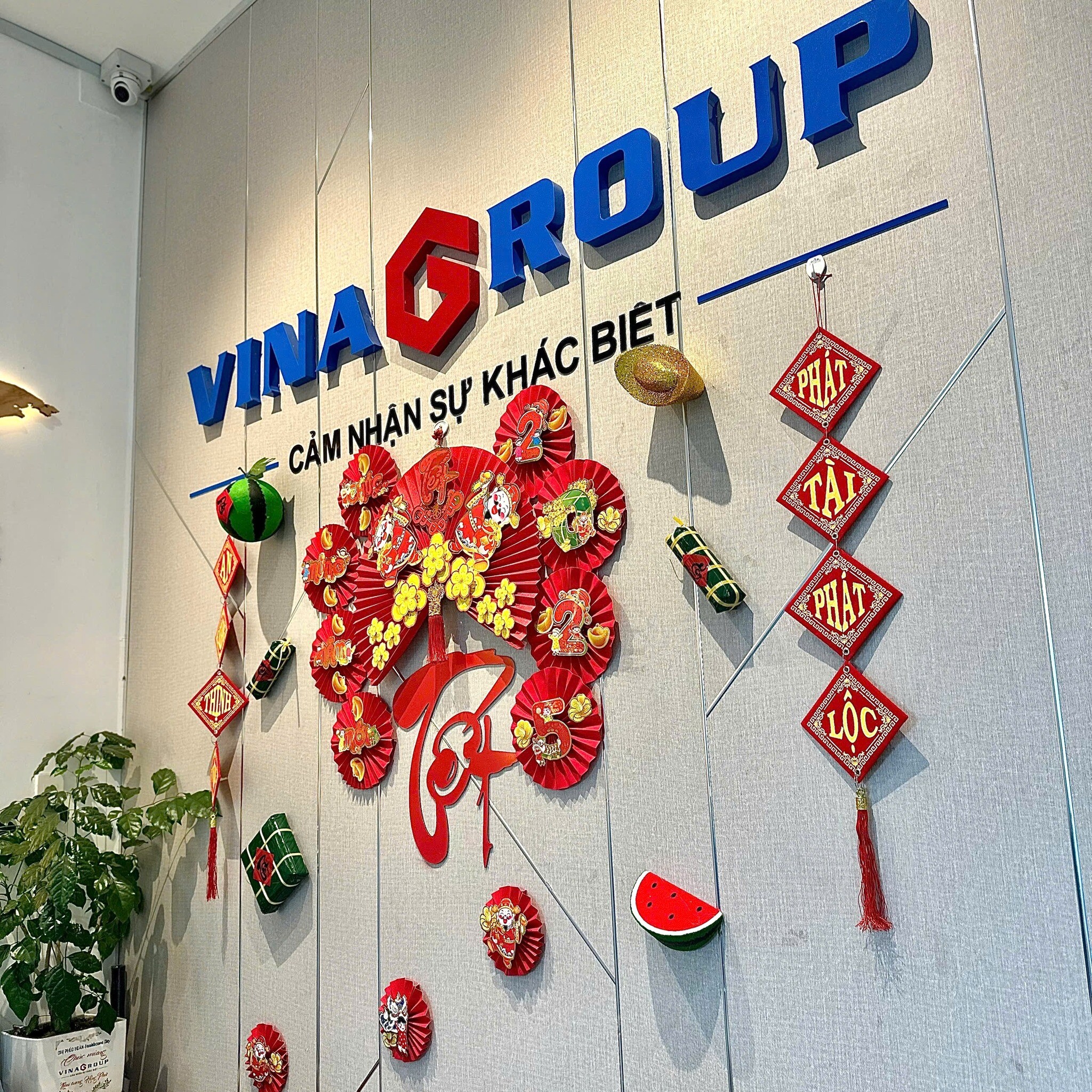 Du lịch quốc tế Vina Group - VINA GROUP TRAVEL 3