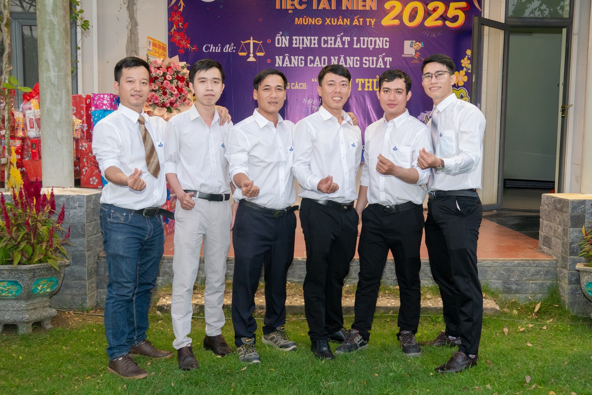 CƠ KHÍ - TƯ VẤN - XÂY DỰNG - DỊCH VỤ MINH VIỆT SƠN 8