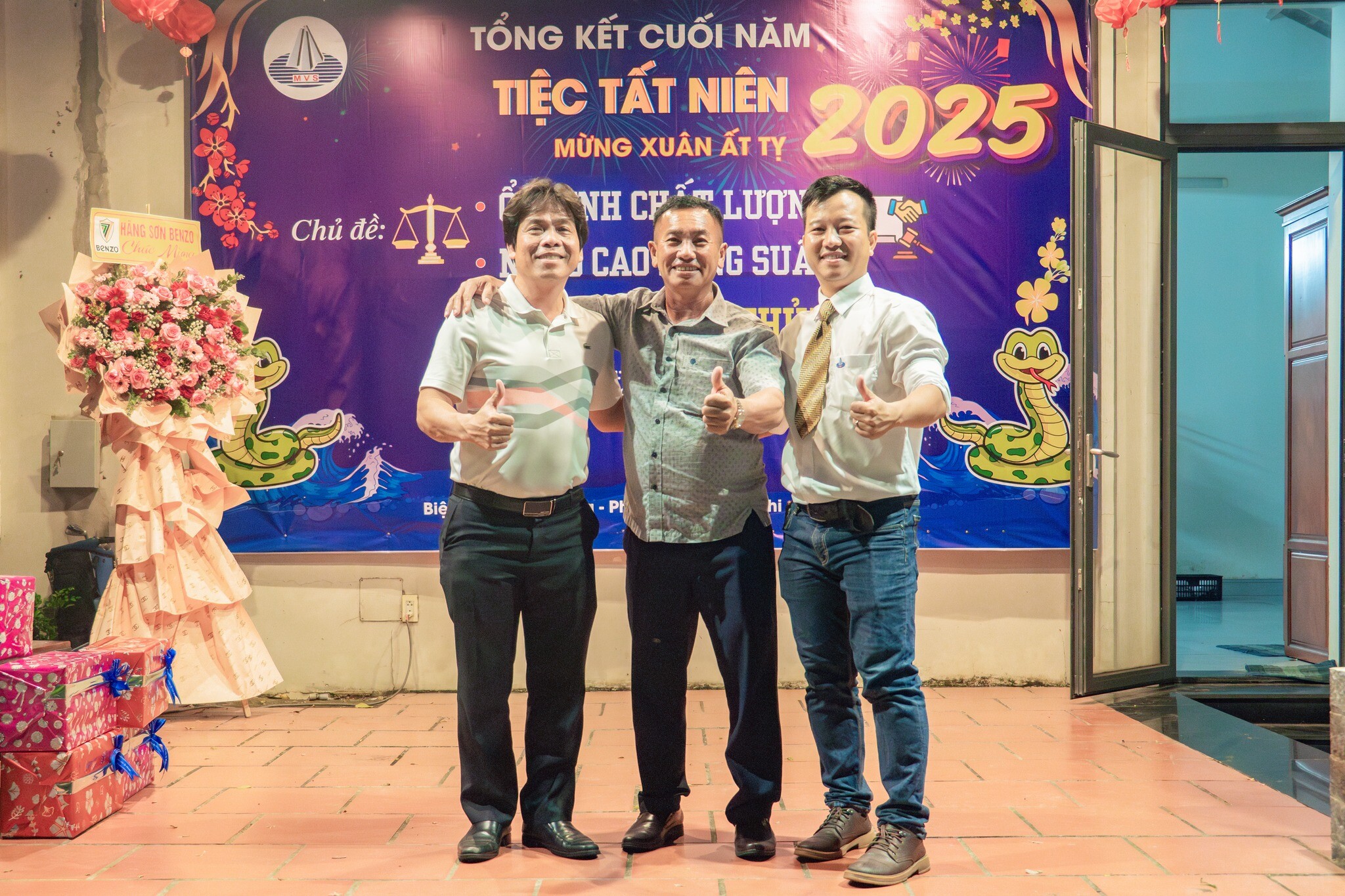 CƠ KHÍ - TƯ VẤN - XÂY DỰNG - DỊCH VỤ MINH VIỆT SƠN 11