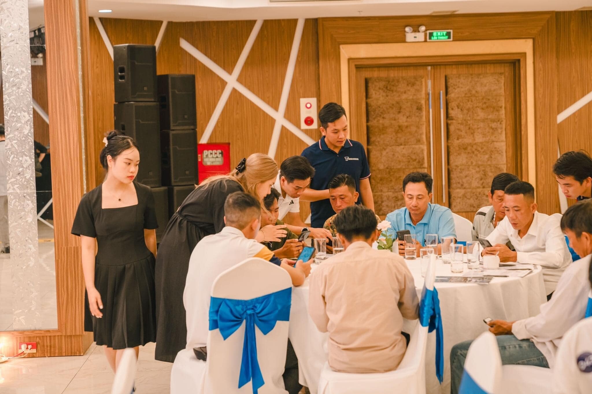 NĂNG LƯỢNG HOA NAM 1