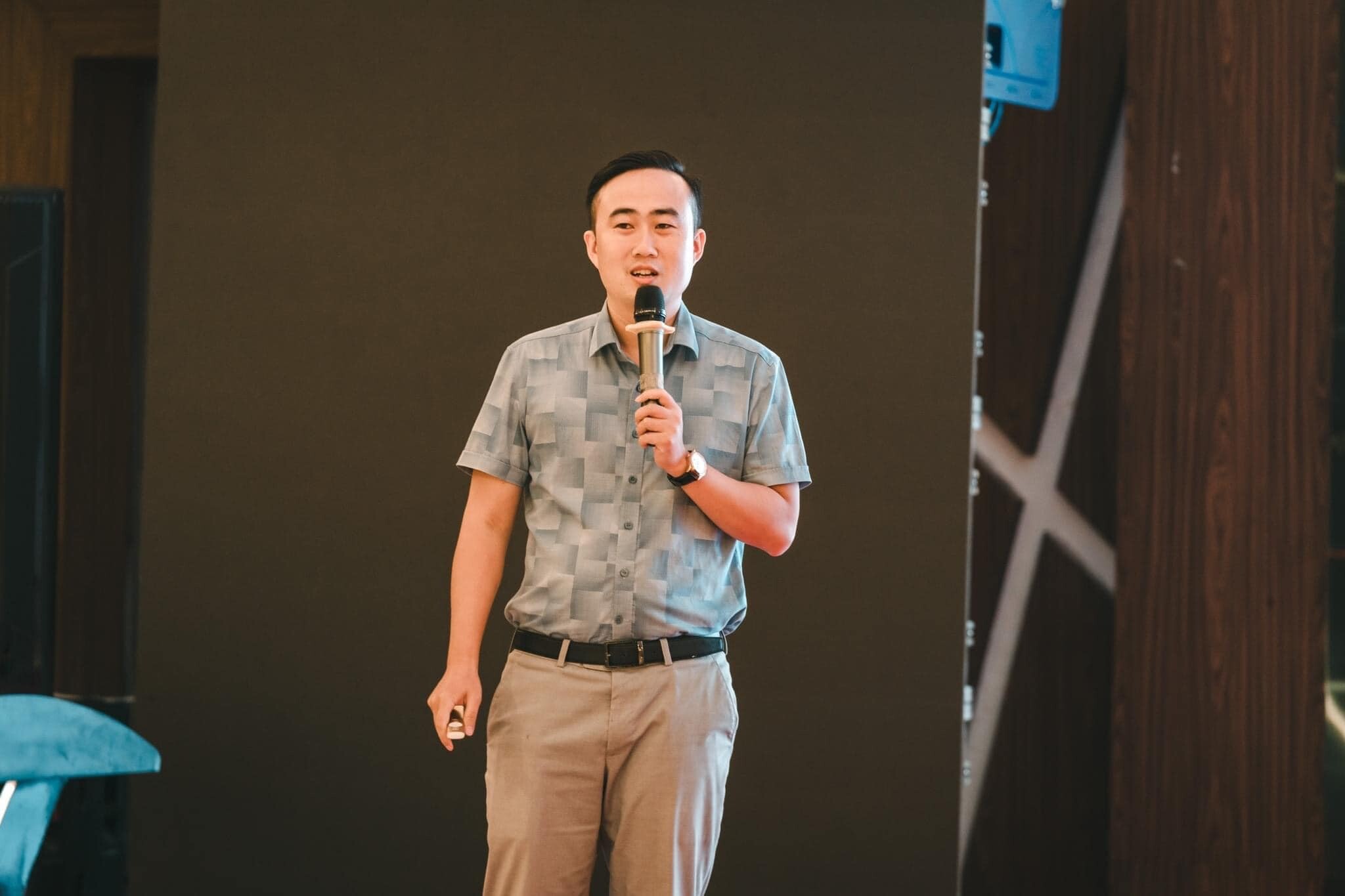 NĂNG LƯỢNG HOA NAM 4