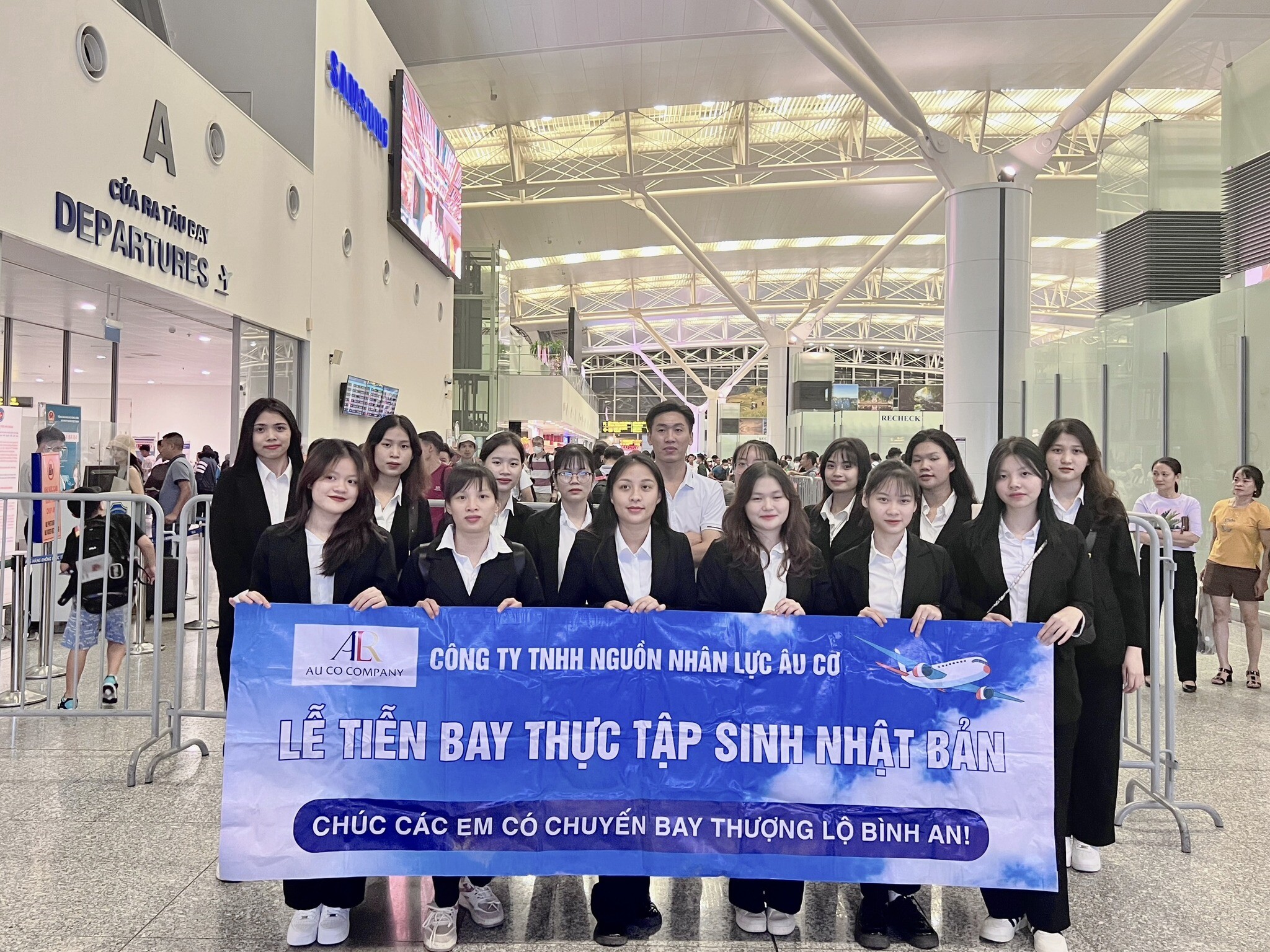 NGUỒN NHÂN LỰC ÂU CƠ 2