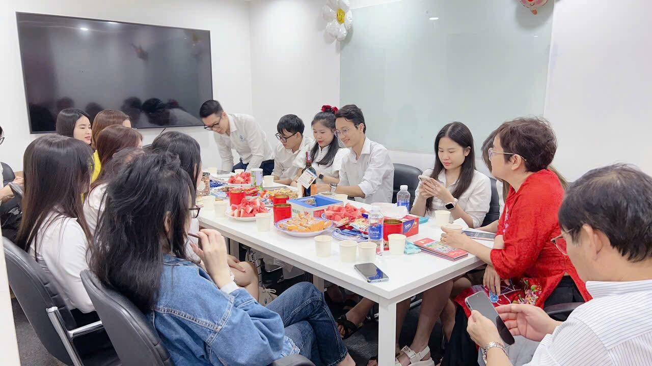 Vận Tải Biển Đông Long 12