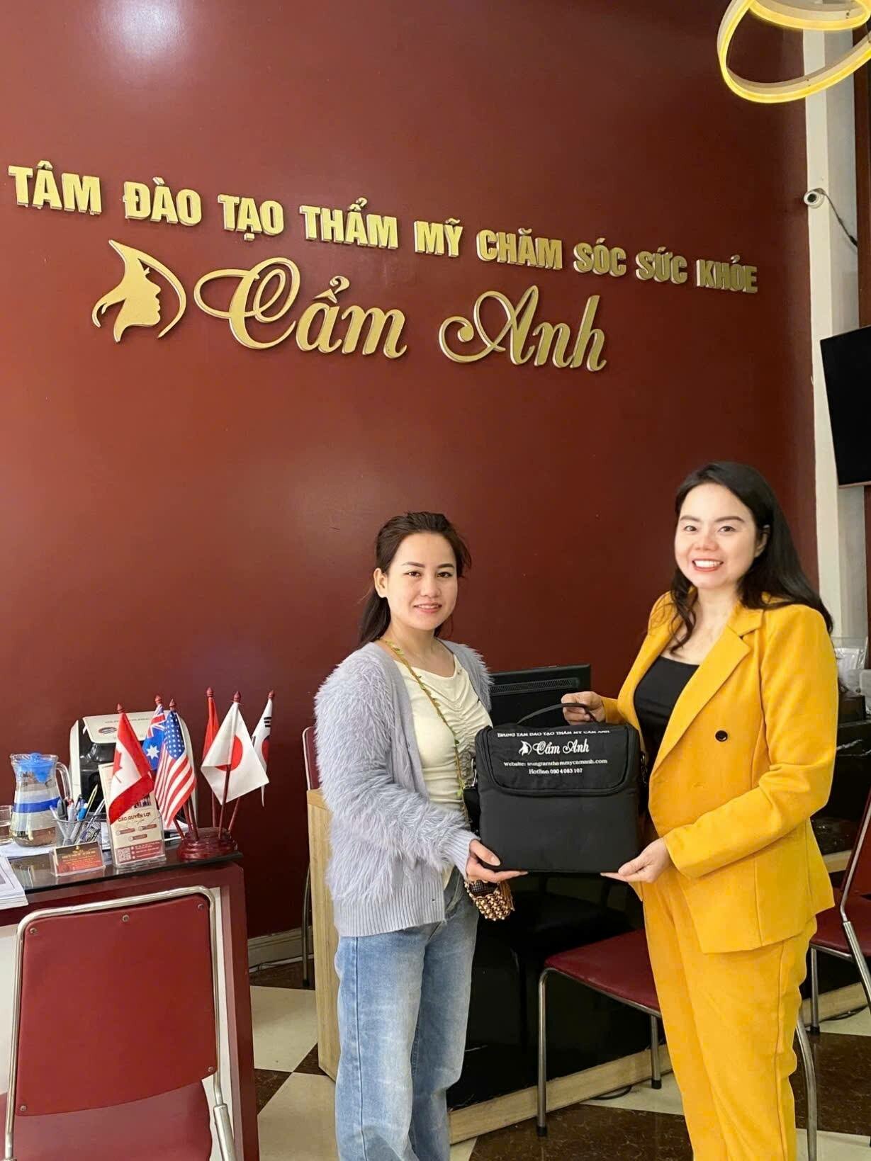 Thương Mại Dịch Vụ CẨM ANH 5