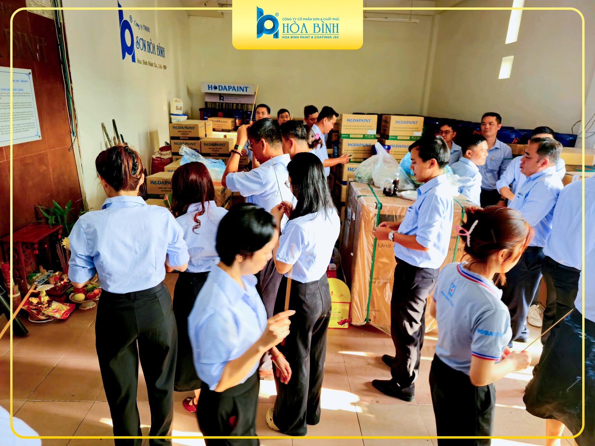 SƠN VÀ CHẤT PHỦ HÒA BÌNH 1