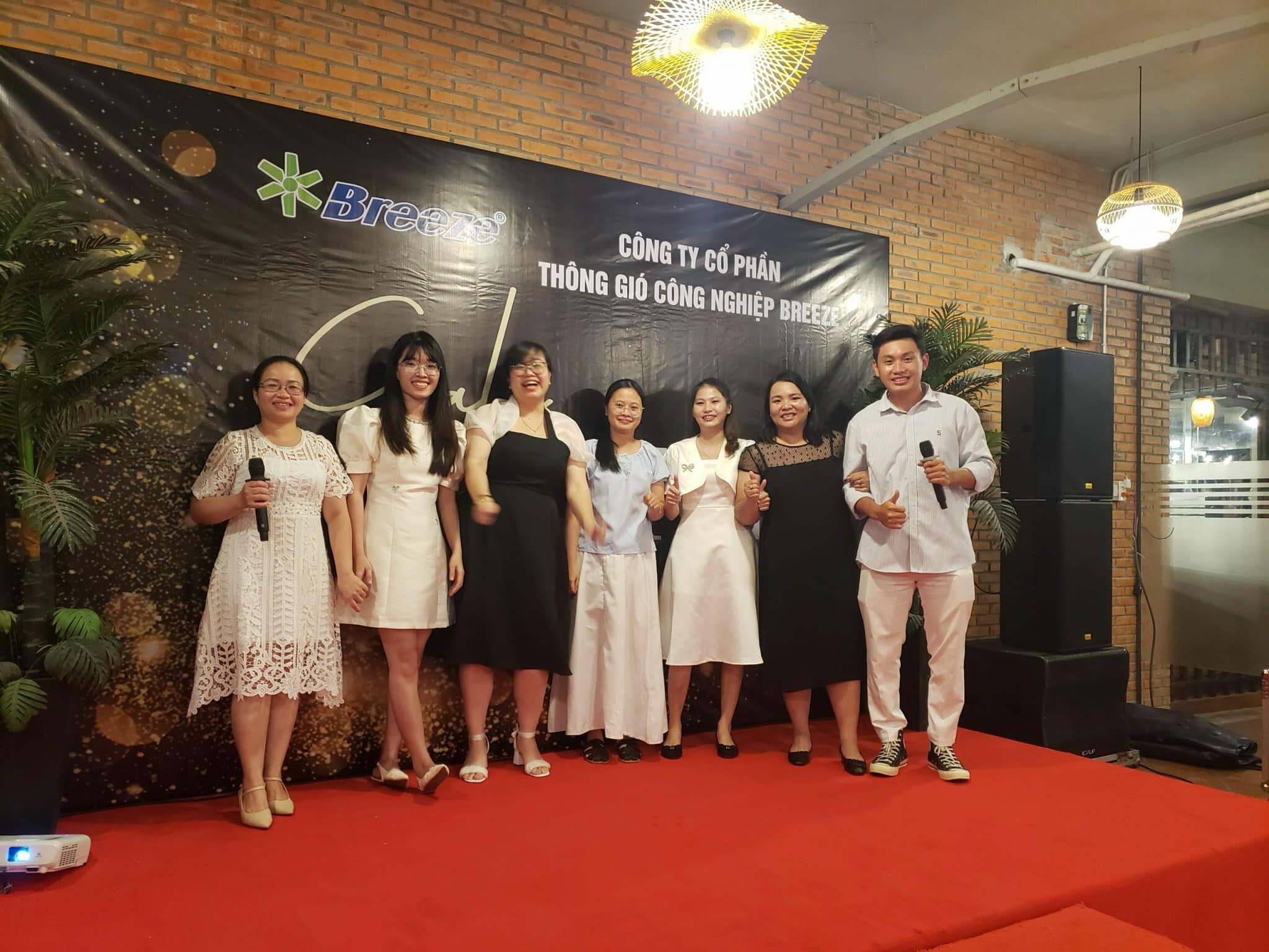 THÔNG GIÓ CÔNG NGHIỆP BREEZE 8