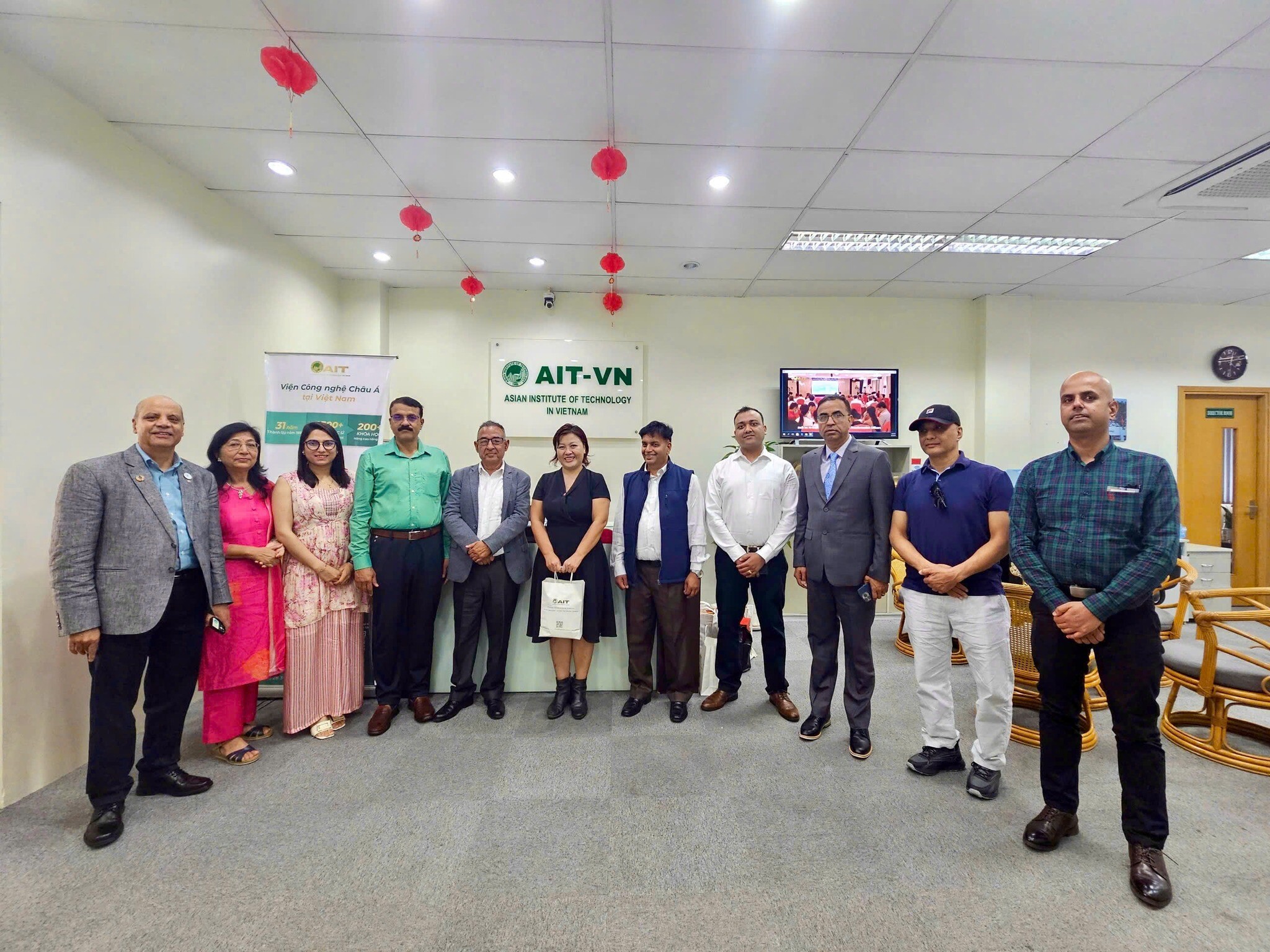 Viện Công nghệ châu Á Việt Nam - AIT Việt Nam 7