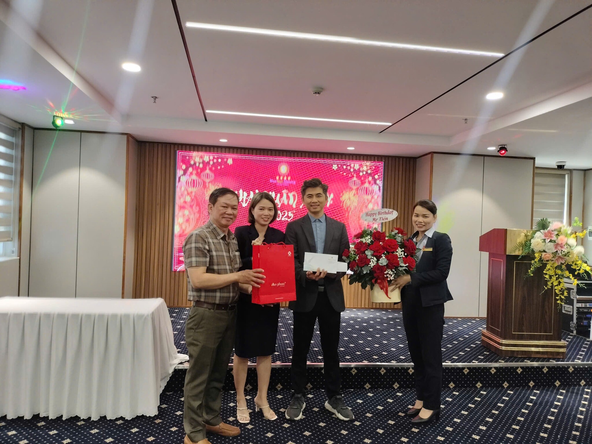 BlueSun Danang Beach Hotel 13