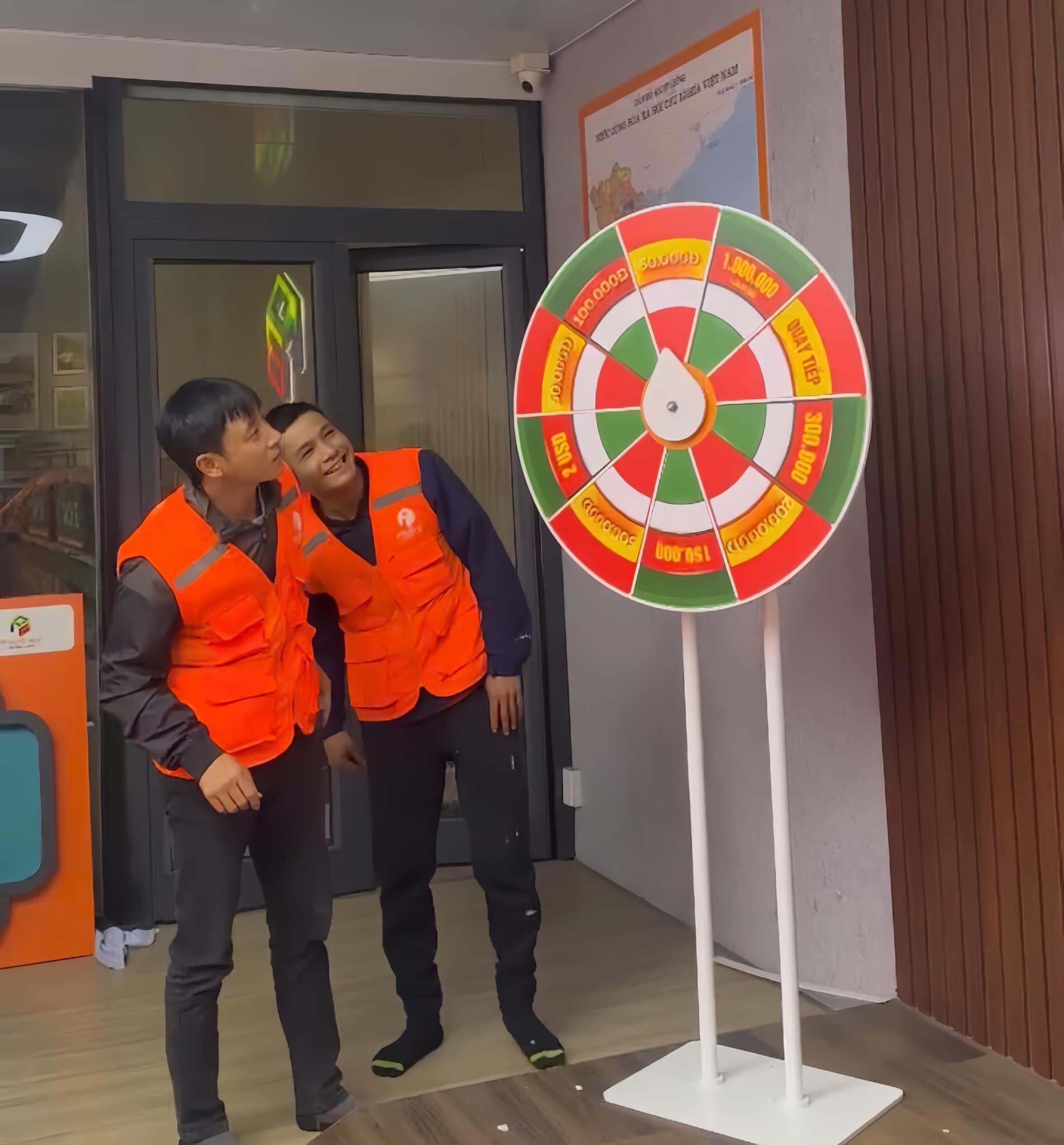 Quảng Cáo Và Nội Thất Phúc An 7