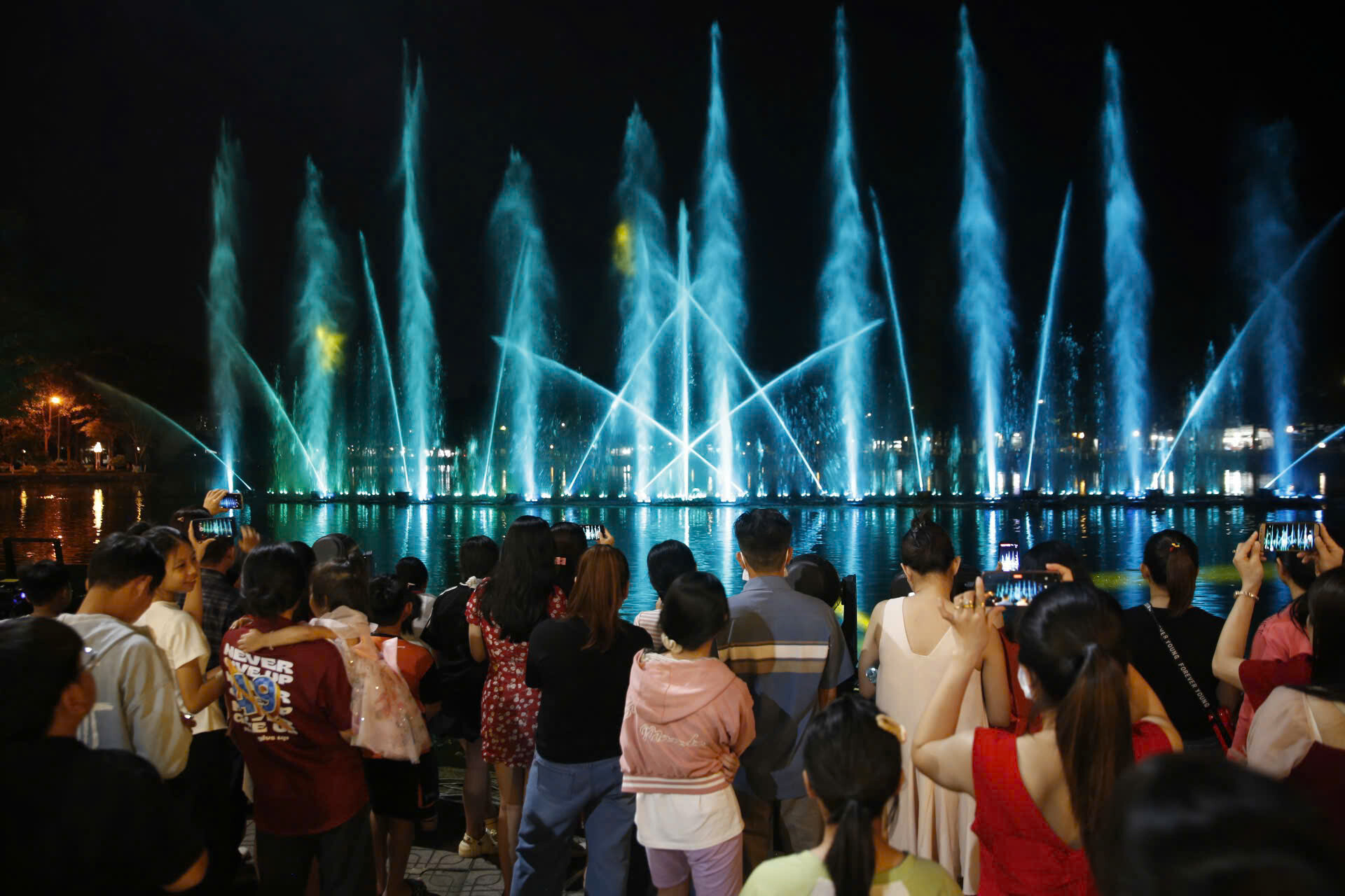 TẬP ĐOÀN ĐẦU TƯ CÔNG NGHỆ NAM LONG 5