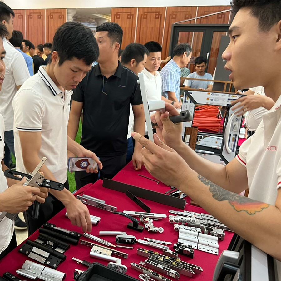 Công ty Cổ phần STAFORCE 4