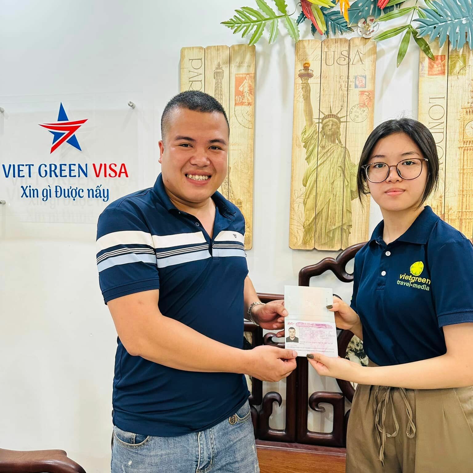 DU LỊCH VÀ TRUYỀN THÔNG MÀU XANH VIỆT 10