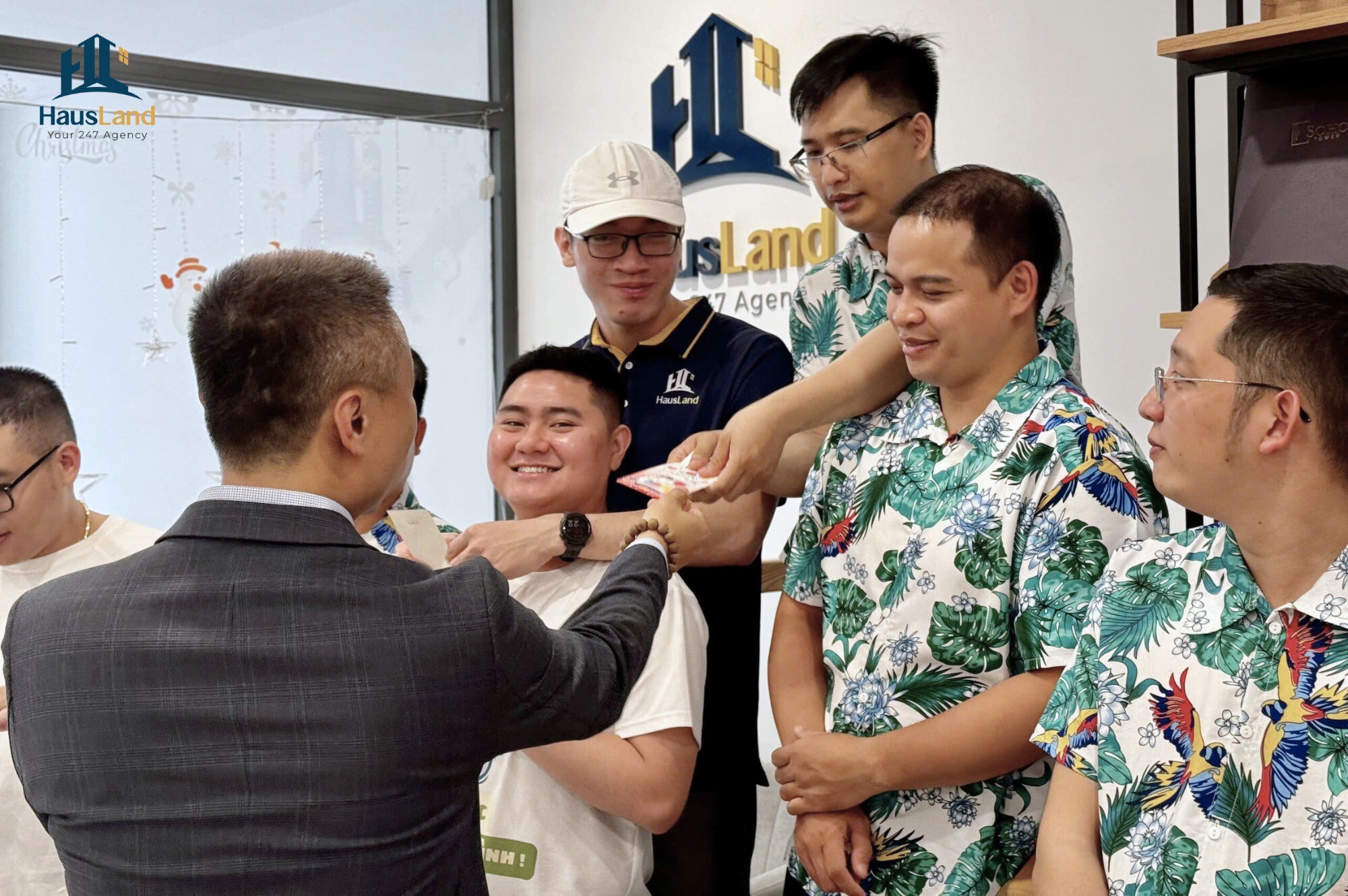 Bất Động Sản Hausland 10