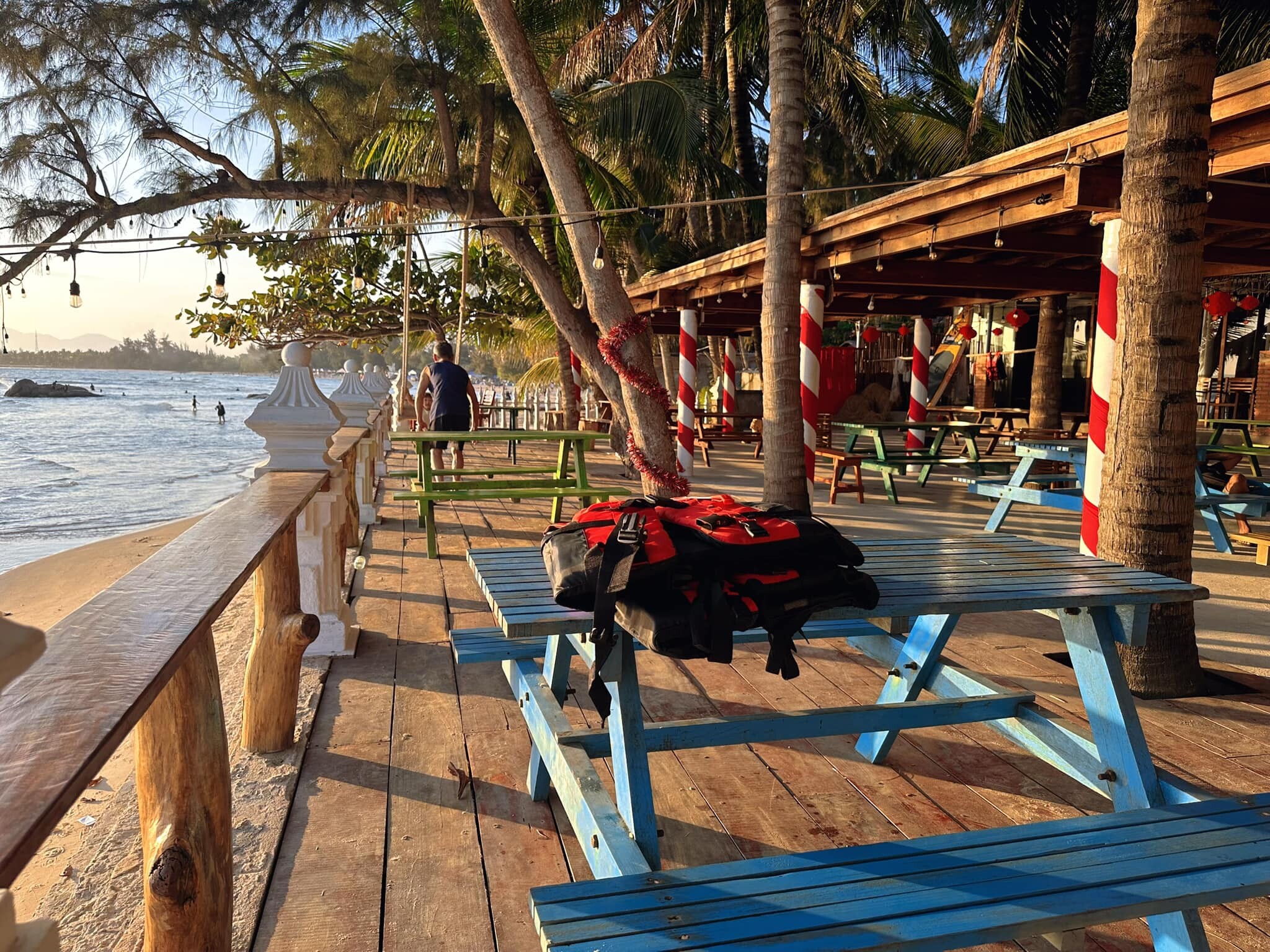 Waikiki Lagi Beach Homestay & restaurant 15