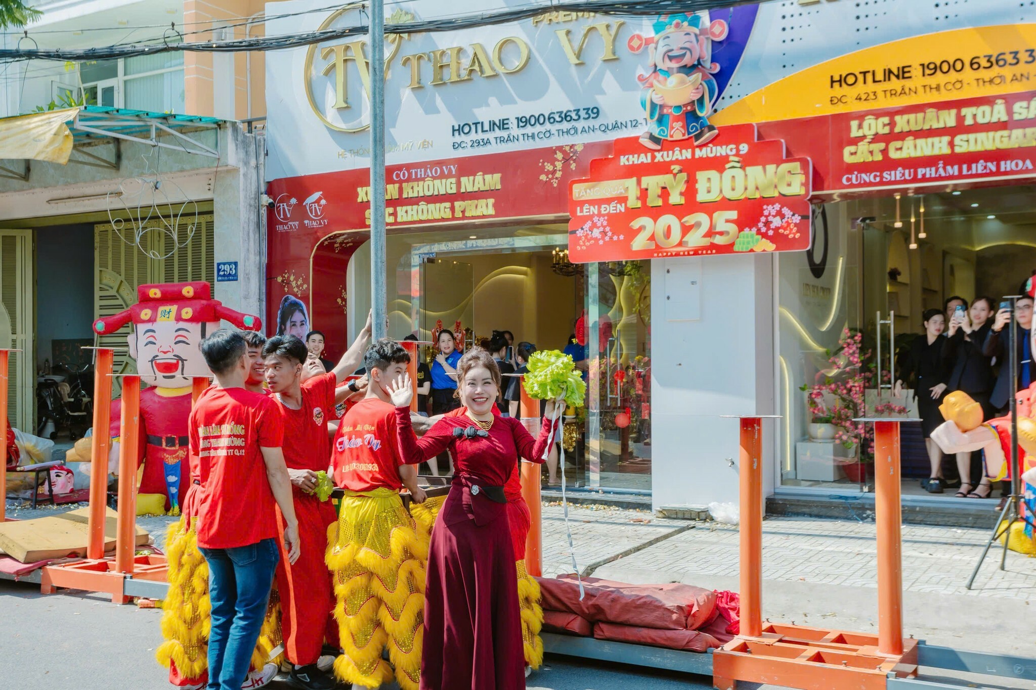 Tập Đoàn Quốc Tế Thảo Vy 12