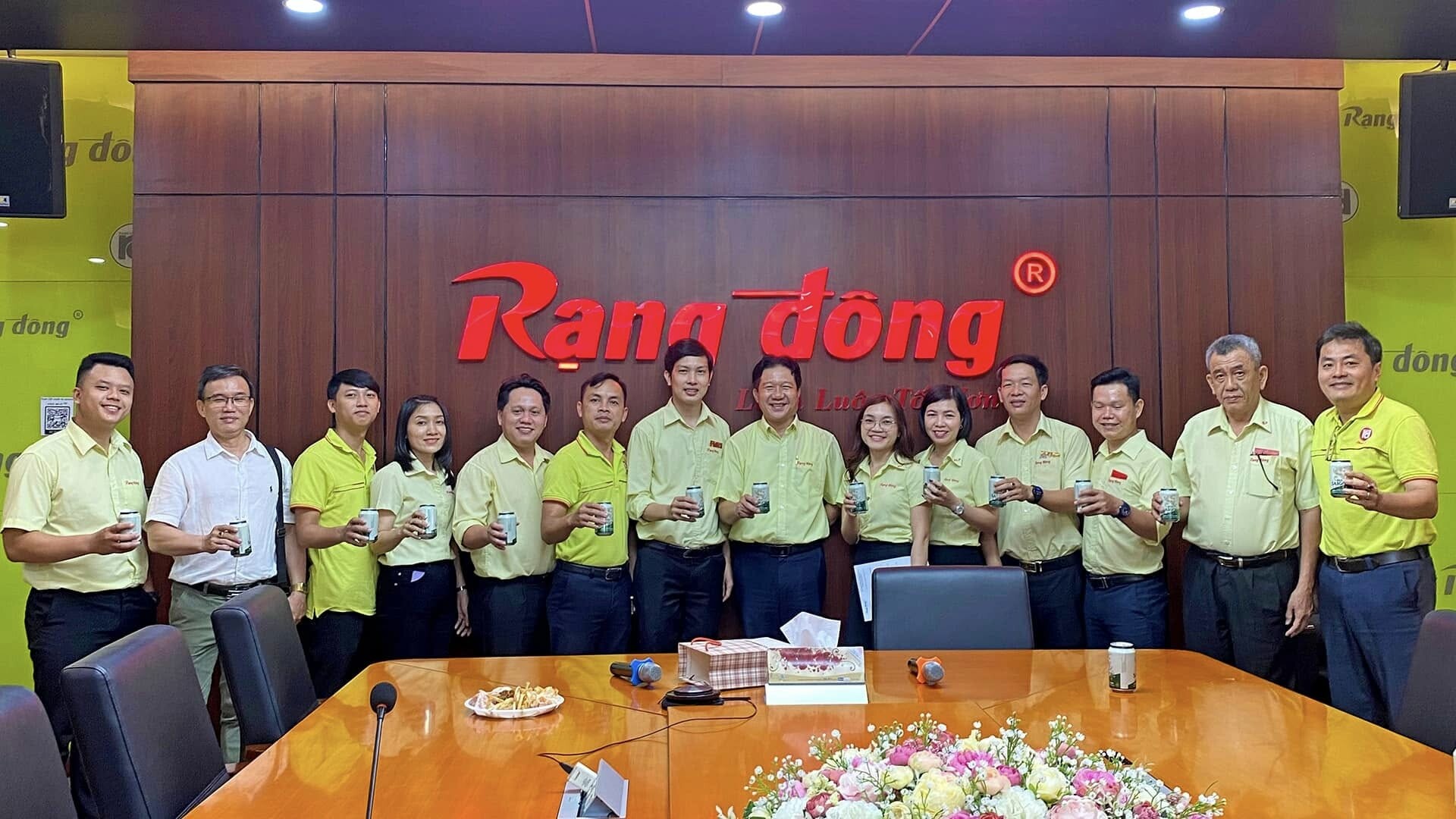 NHỰA RẠNG ĐÔNG HĐ 8