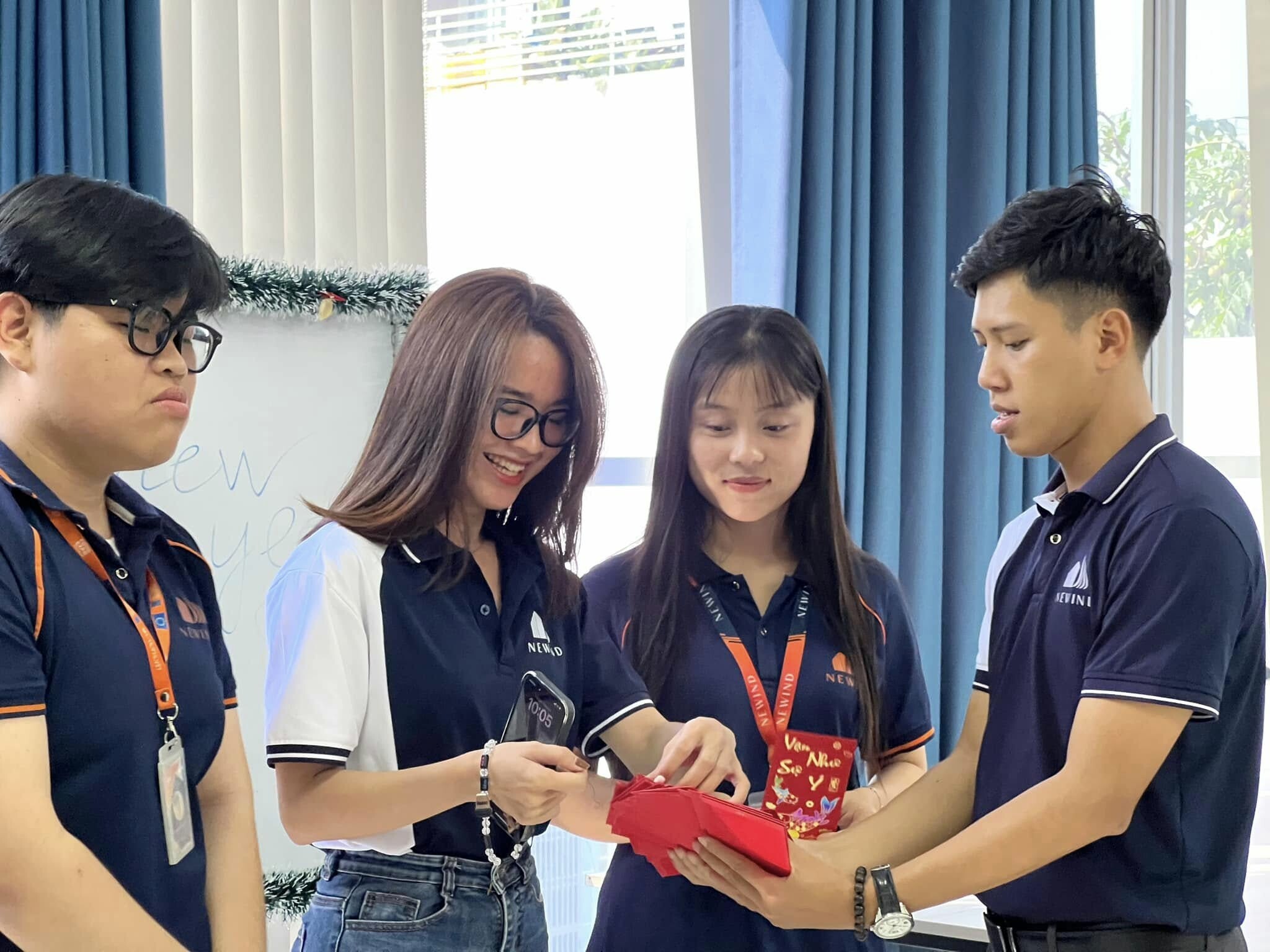 THƯƠNG MẠI VÀ DỊCH VỤ BẤT ĐỘNG SẢN NEWIND 3