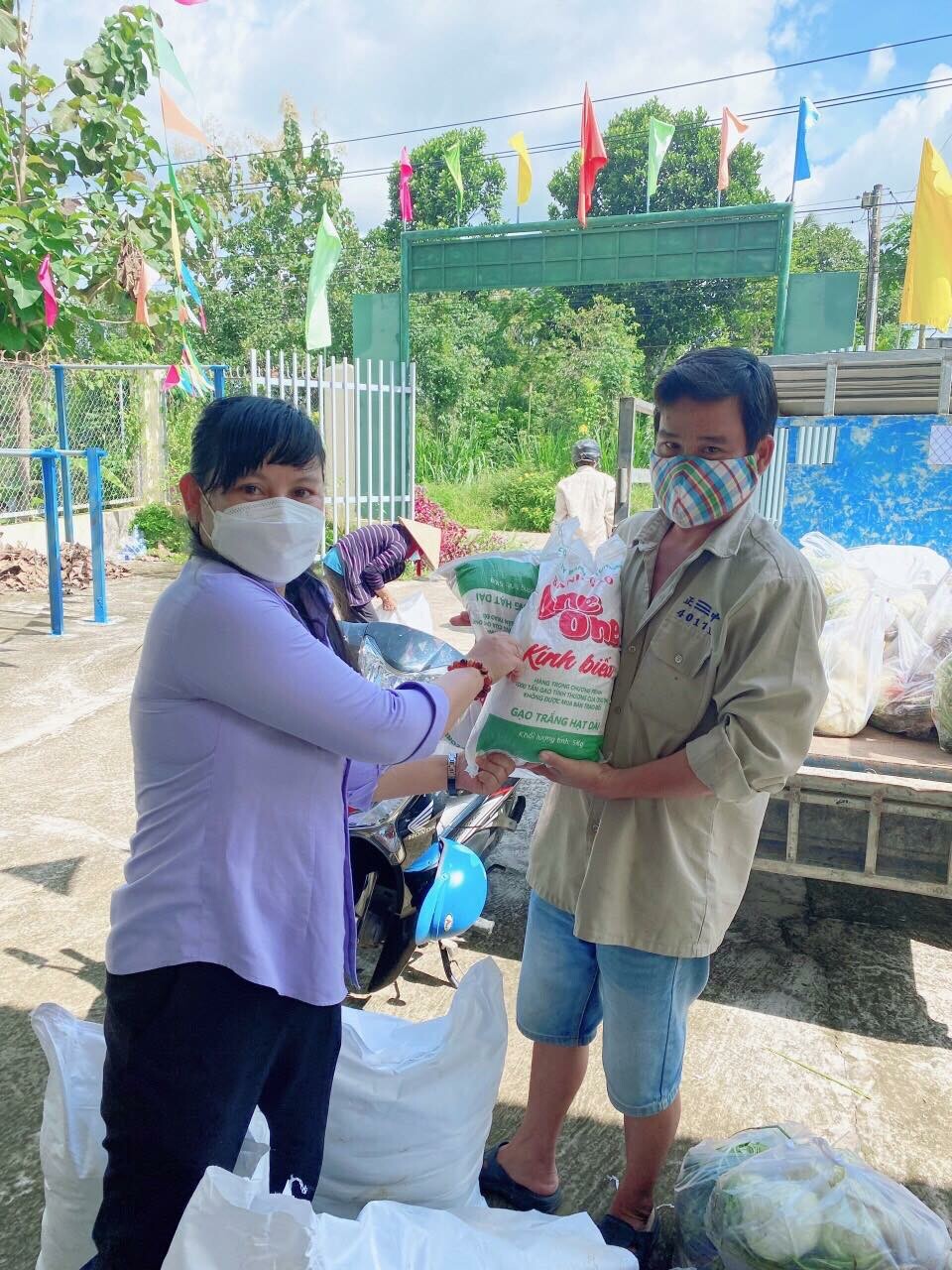 Thực phẩm One One 3