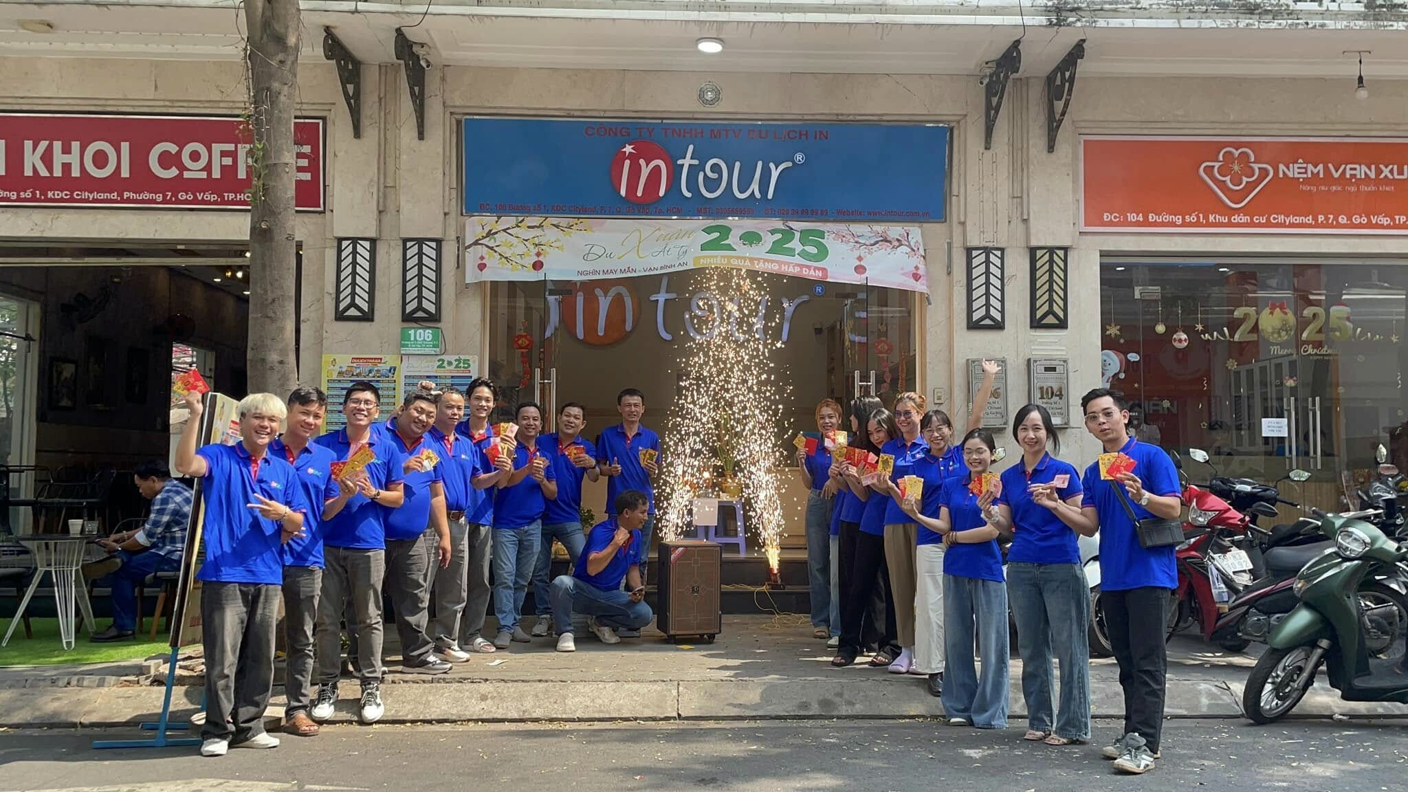 Du Lịch In - inTour 7