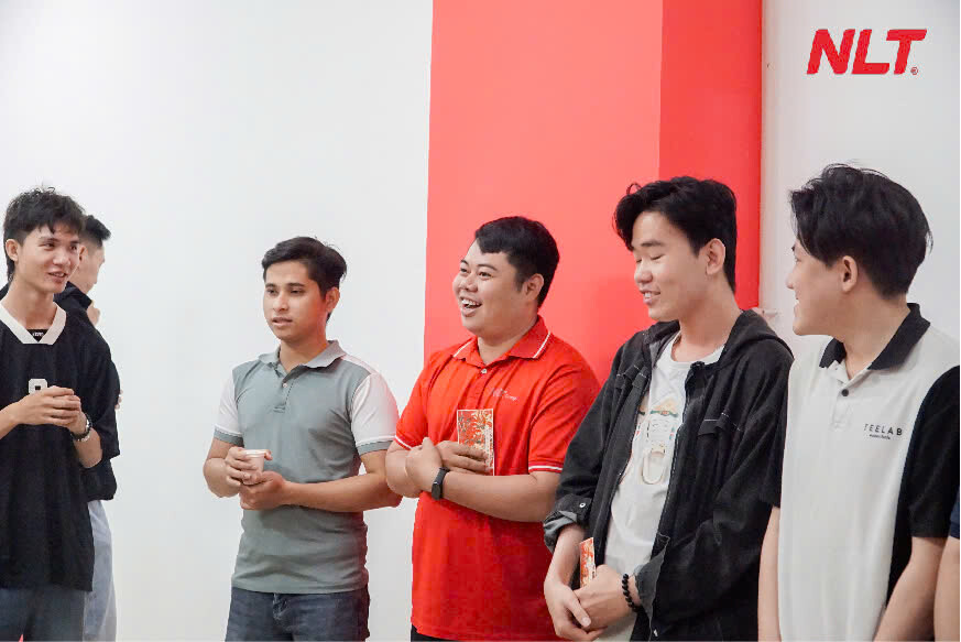 TẬP ĐOÀN ĐẦU TƯ CÔNG NGHỆ NAM LONG 6