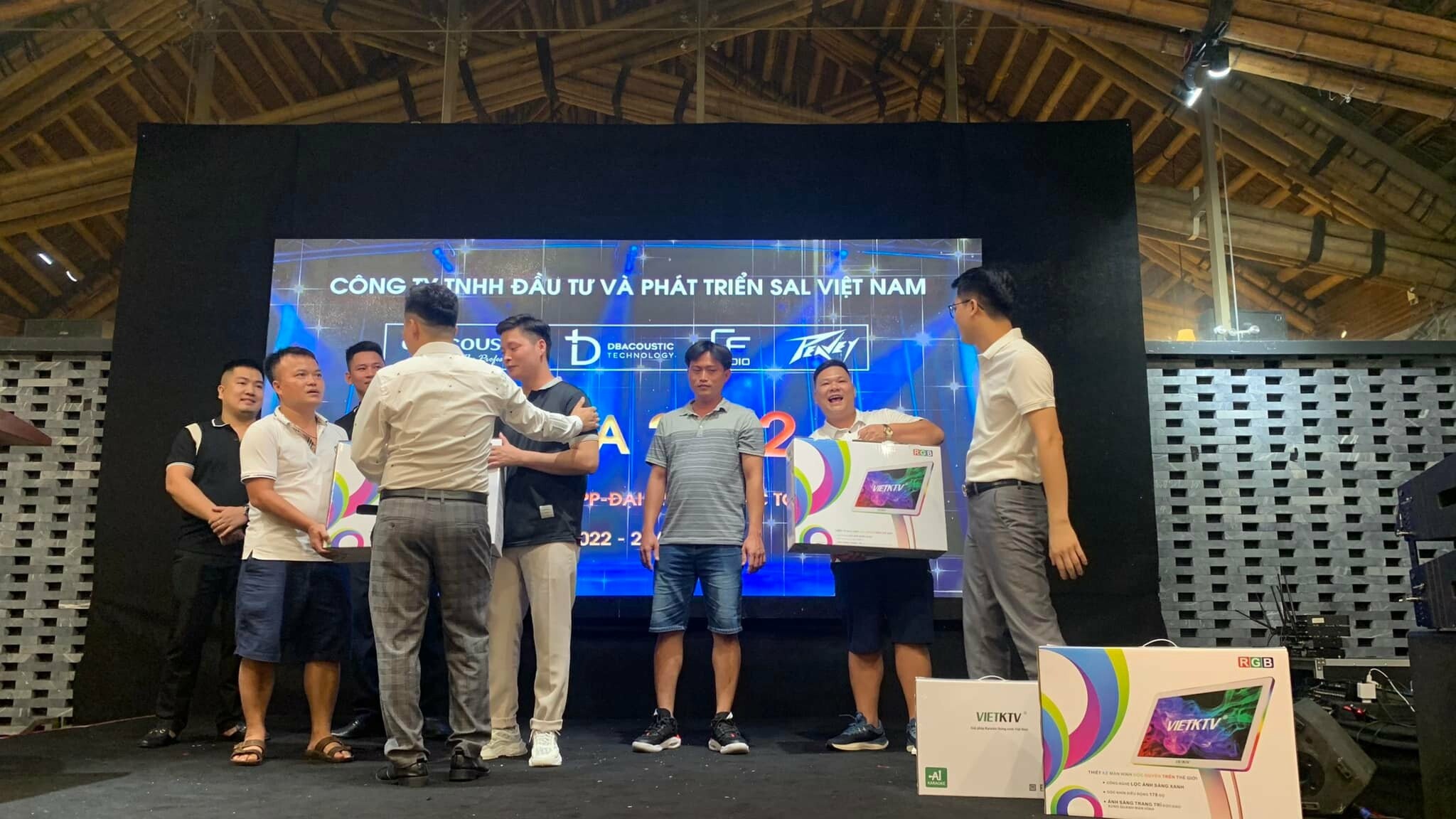 TẬP ĐOÀN ĐIỆN TỬ VIỆT KTV 7