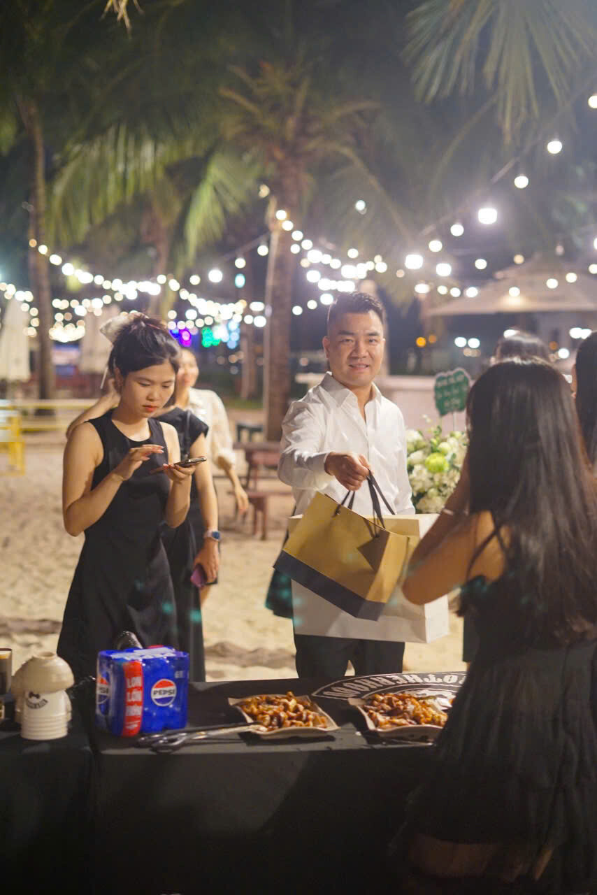 Công Ty TNHH Địa Ốc Thế Kỷ Mới 7