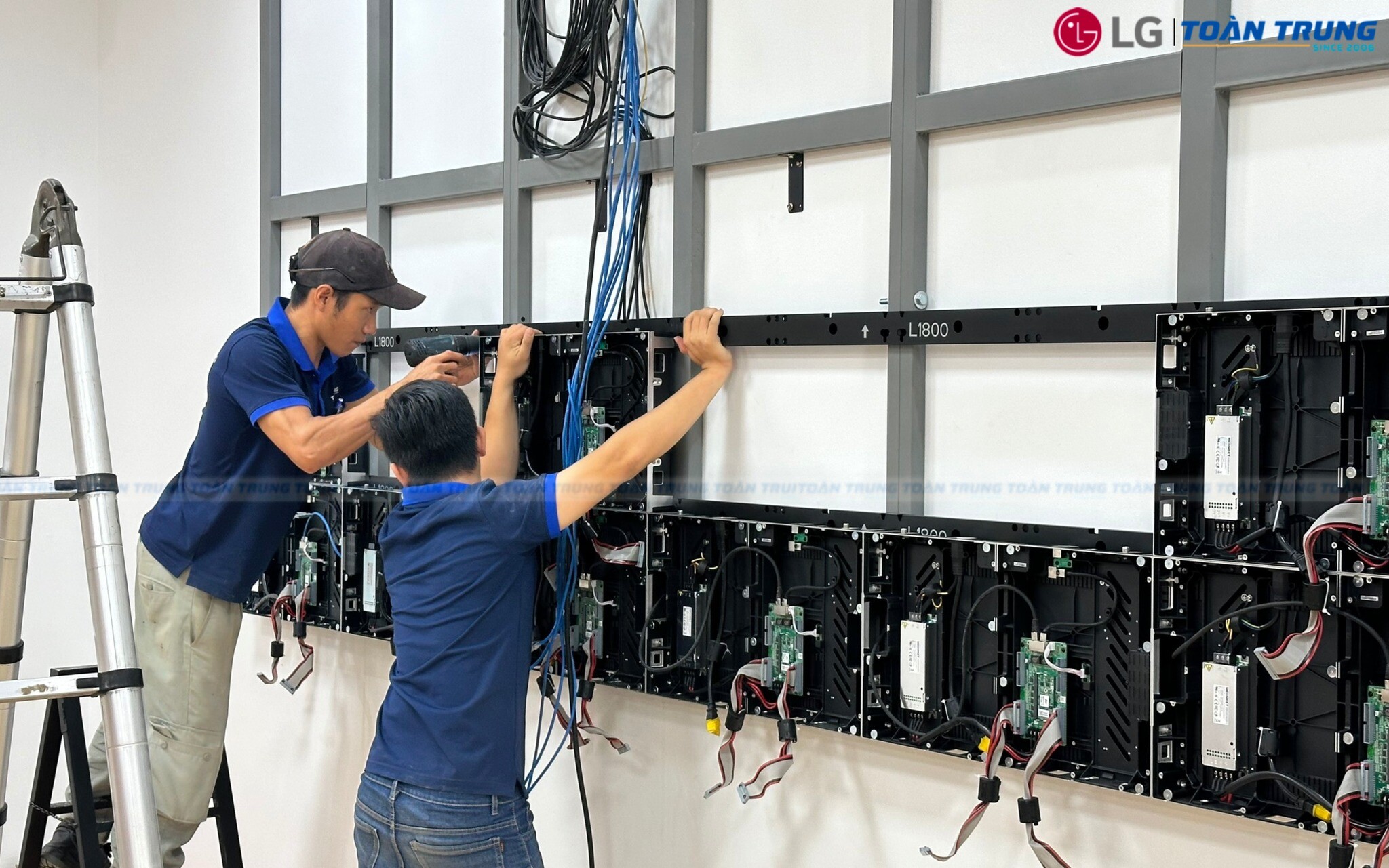 Điện Tử Viễn Thông Toàn Trung 3